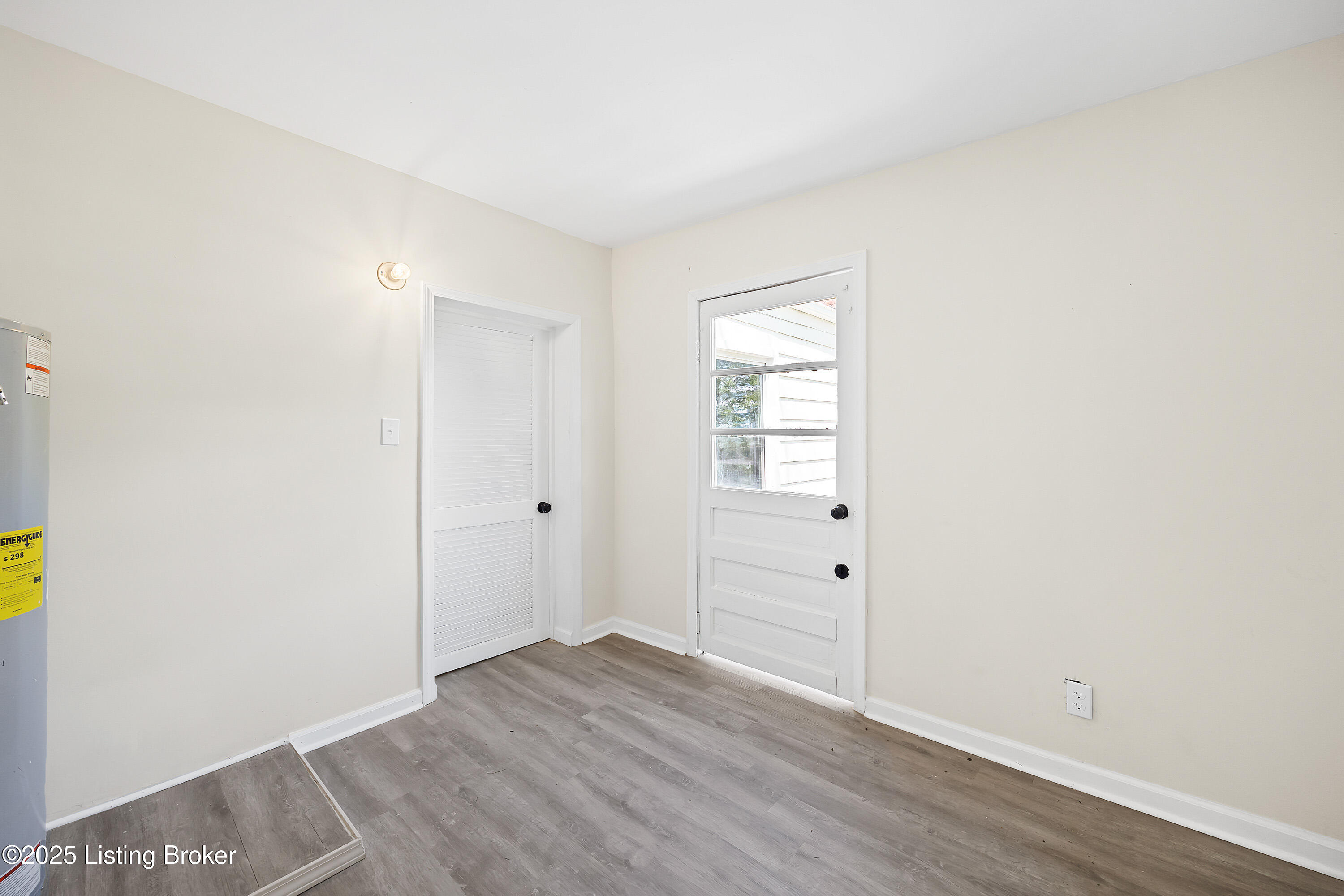 1020 Franklin St Property Photo 22
