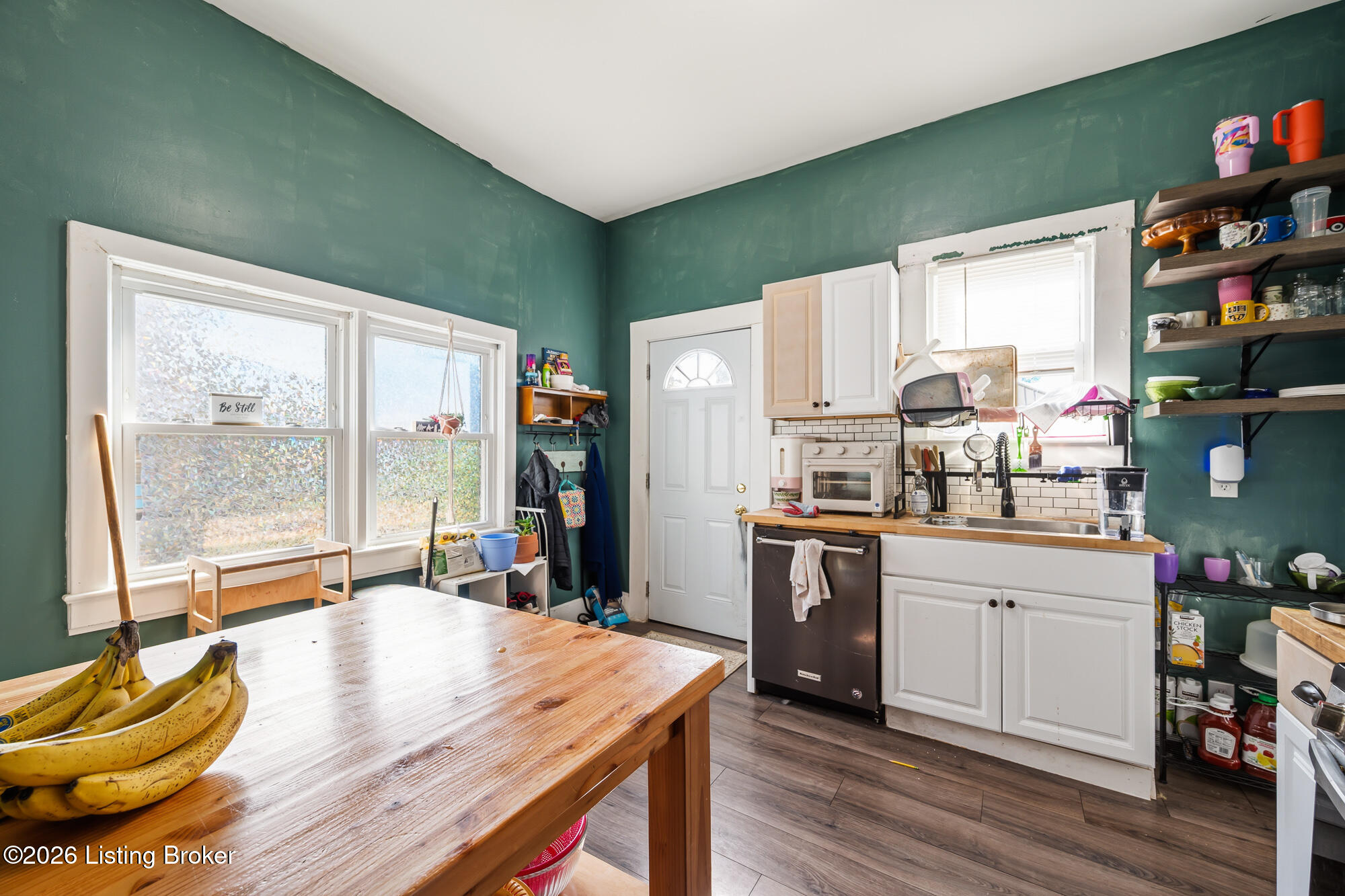 1746 E Spring St Property Photo 18