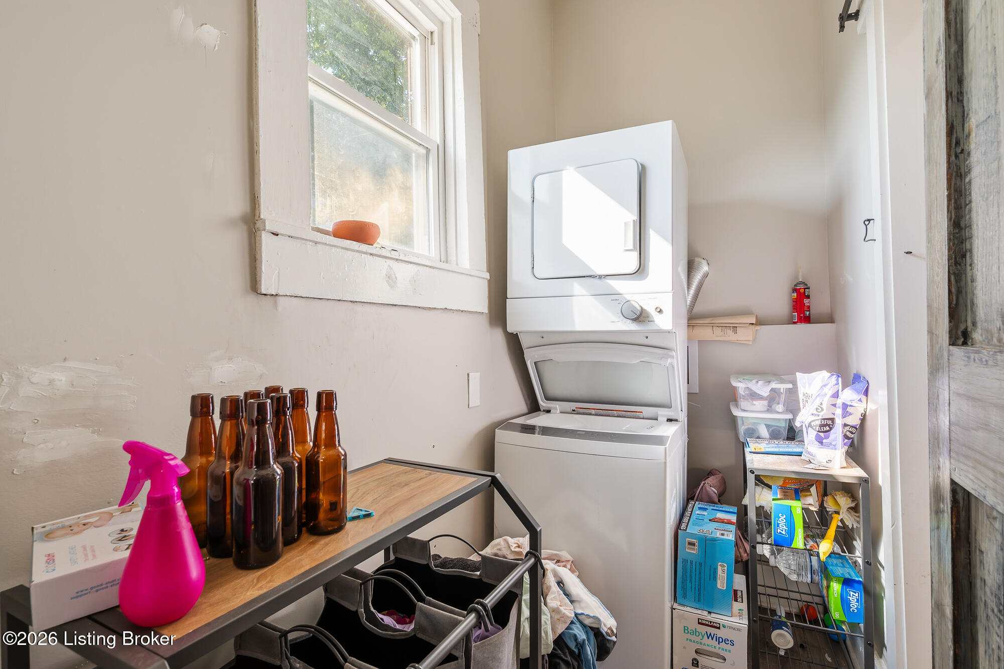 1746 E Spring St Property Photo 28