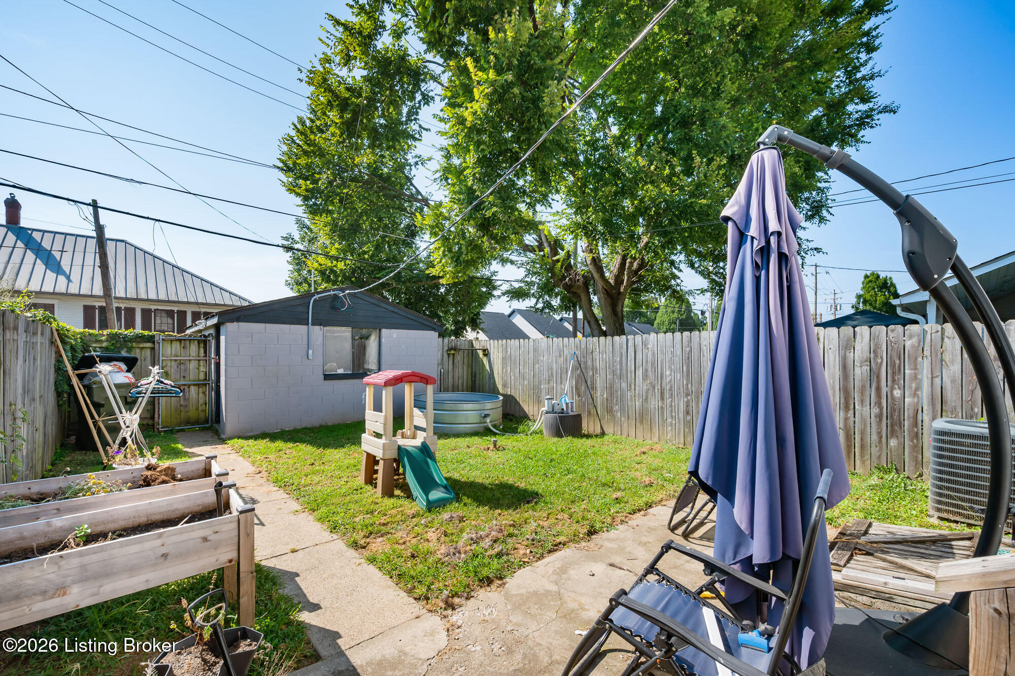 1746 E Spring St Property Photo 29
