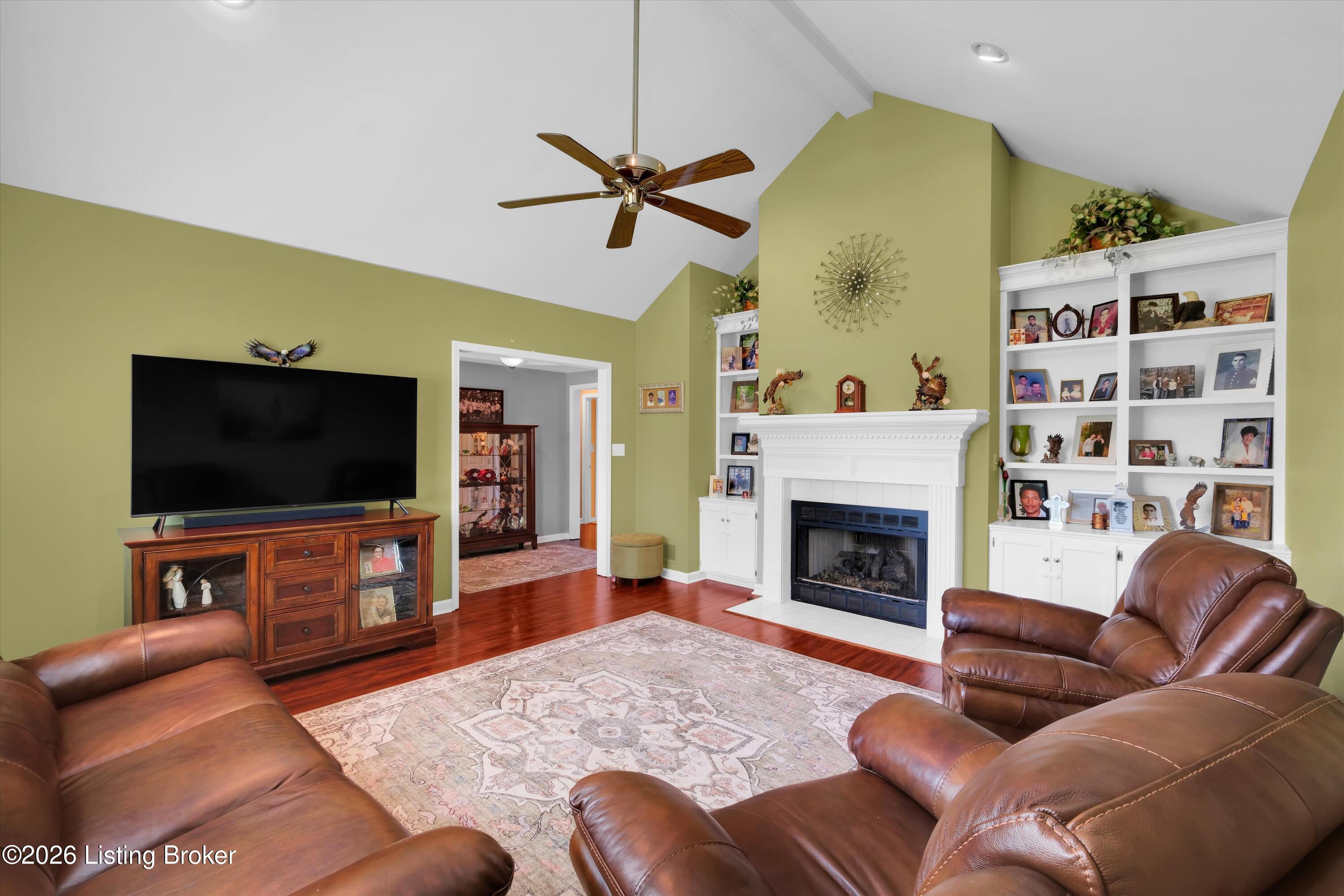 2400 Eastwood Cir Property Photo 8