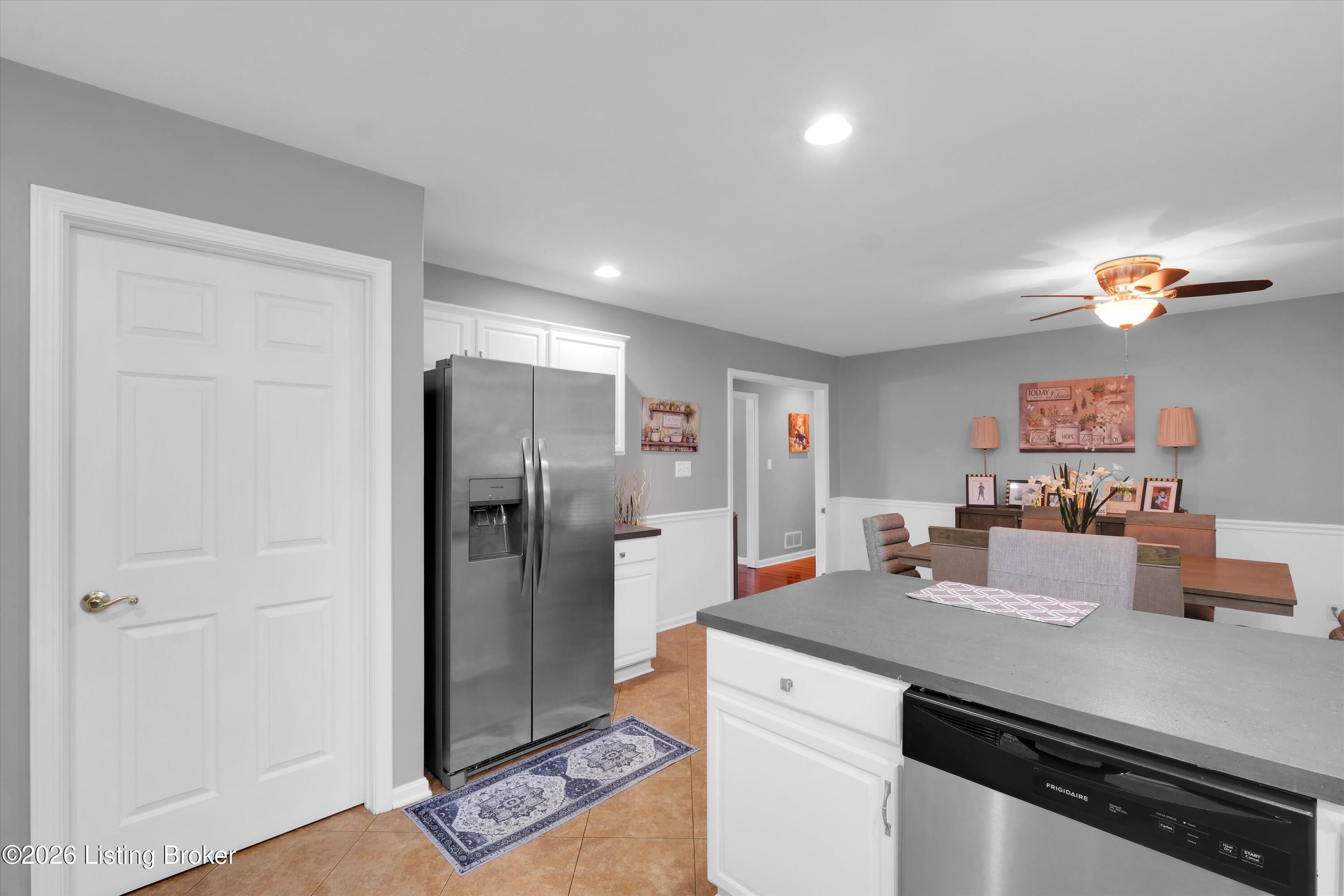 2400 Eastwood Cir Property Photo 16