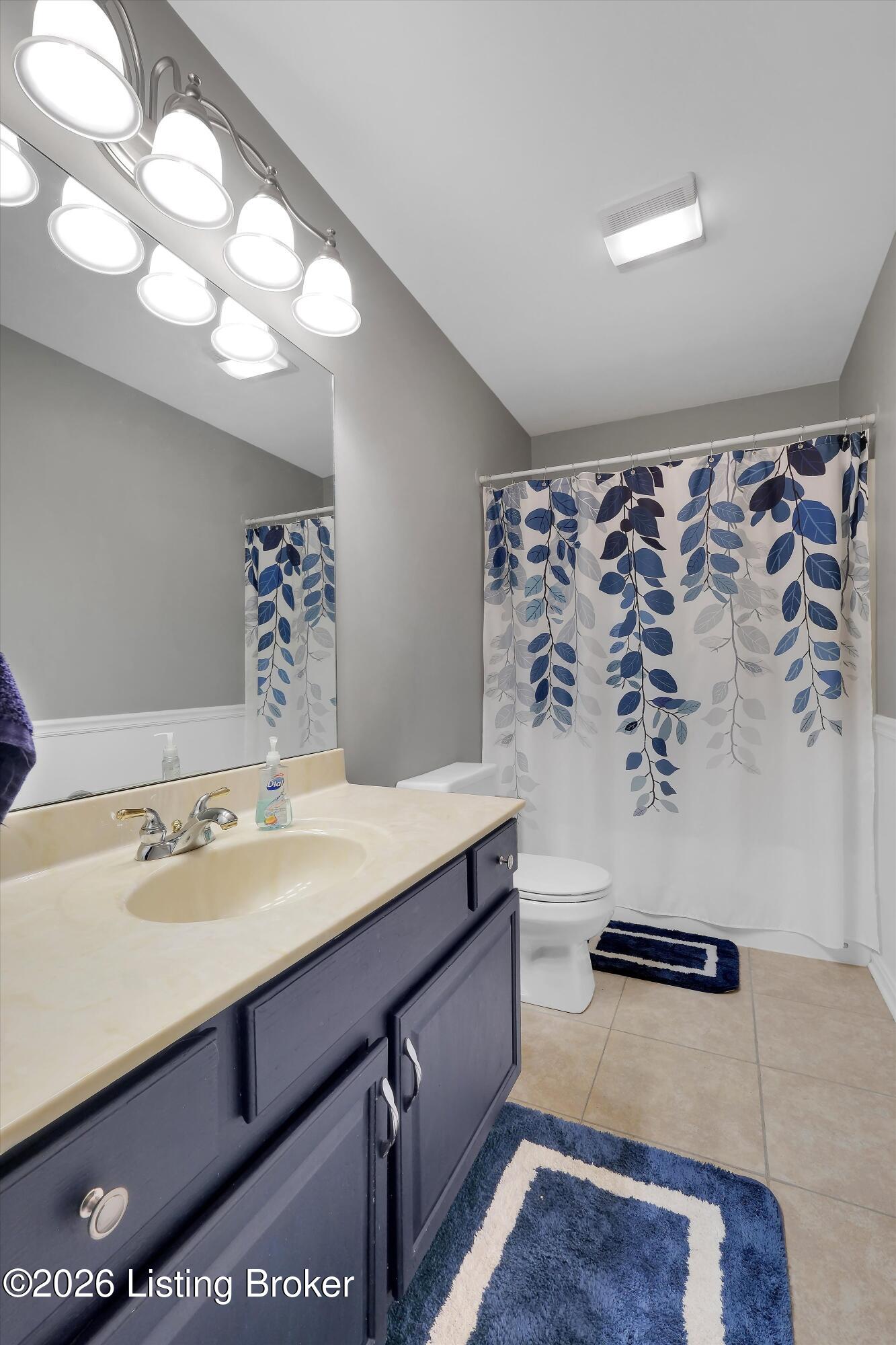 2400 Eastwood Cir Property Photo 31