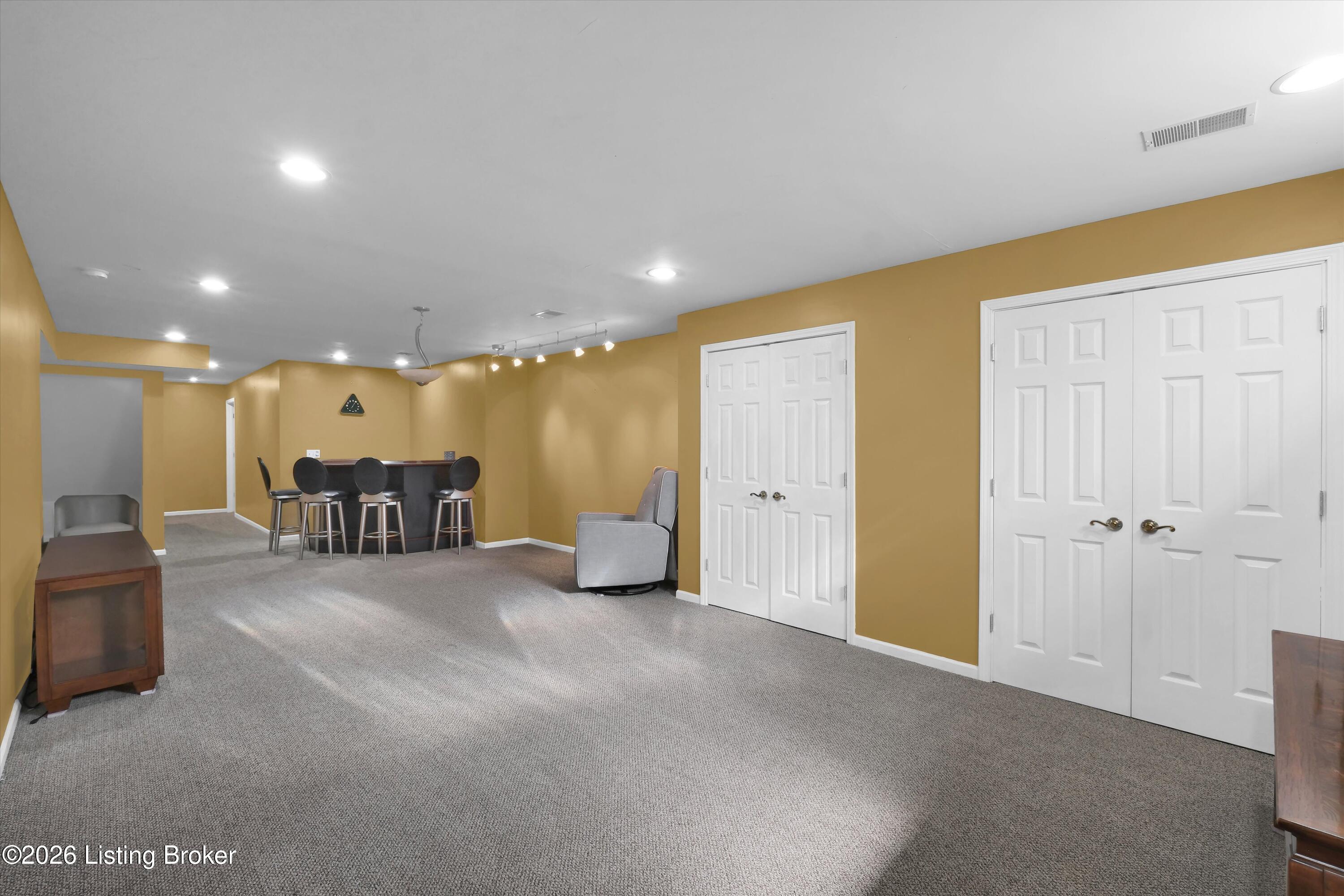 2400 Eastwood Cir Property Photo 34
