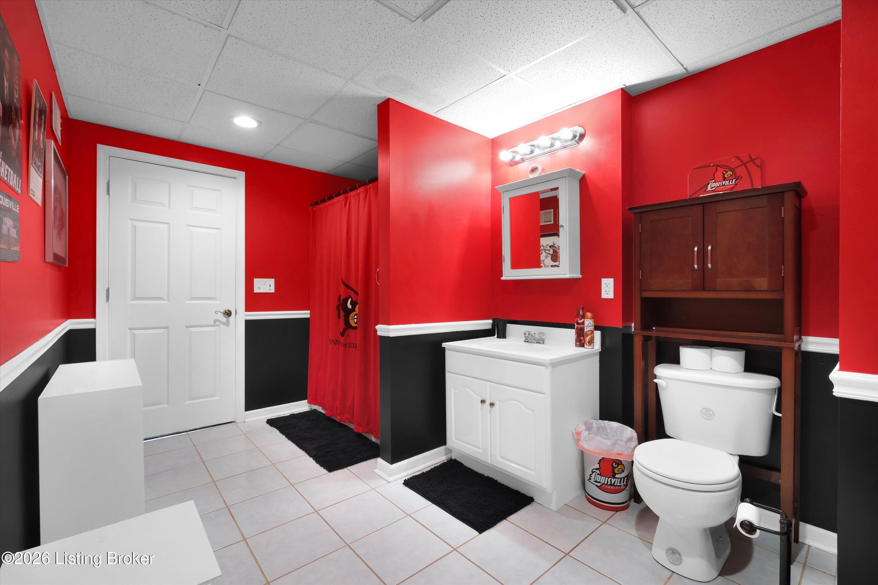 2400 Eastwood Cir Property Photo 39