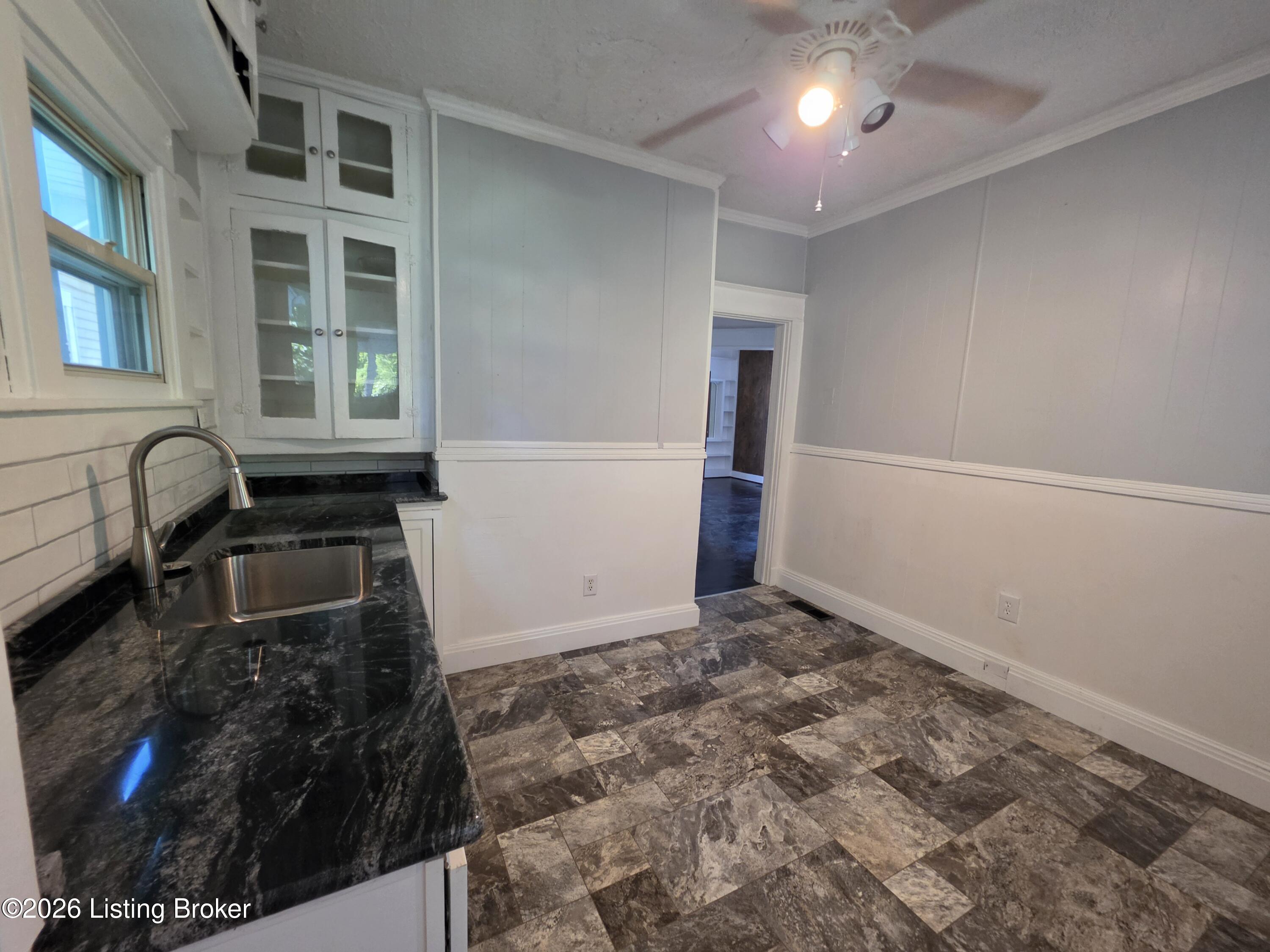 321 S 39th St Property Photo 10