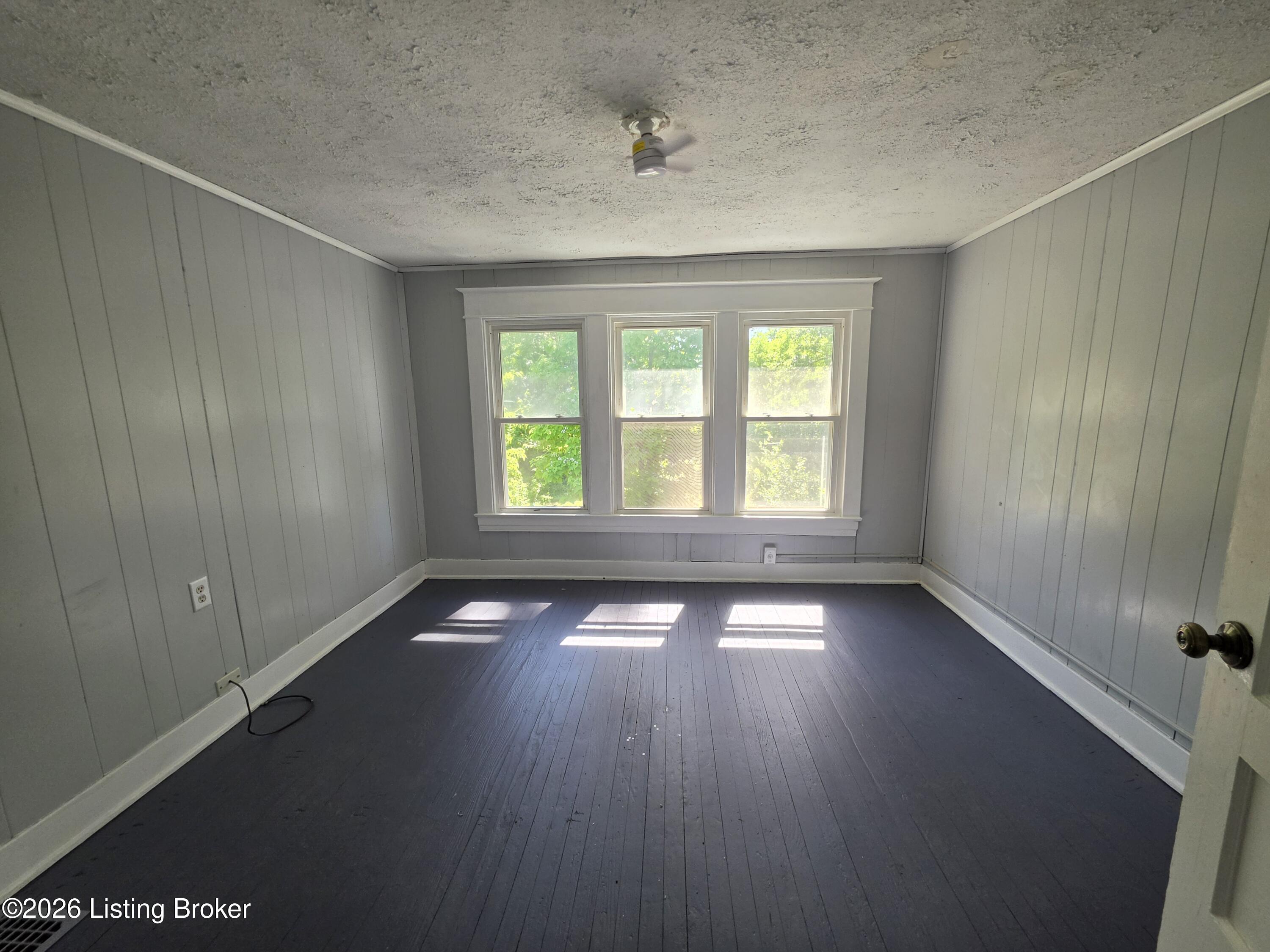 321 S 39th St Property Photo 18