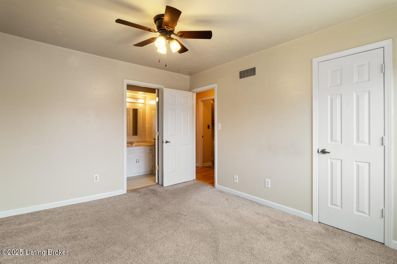 4121 Browns Ln B13 Property Photo 19