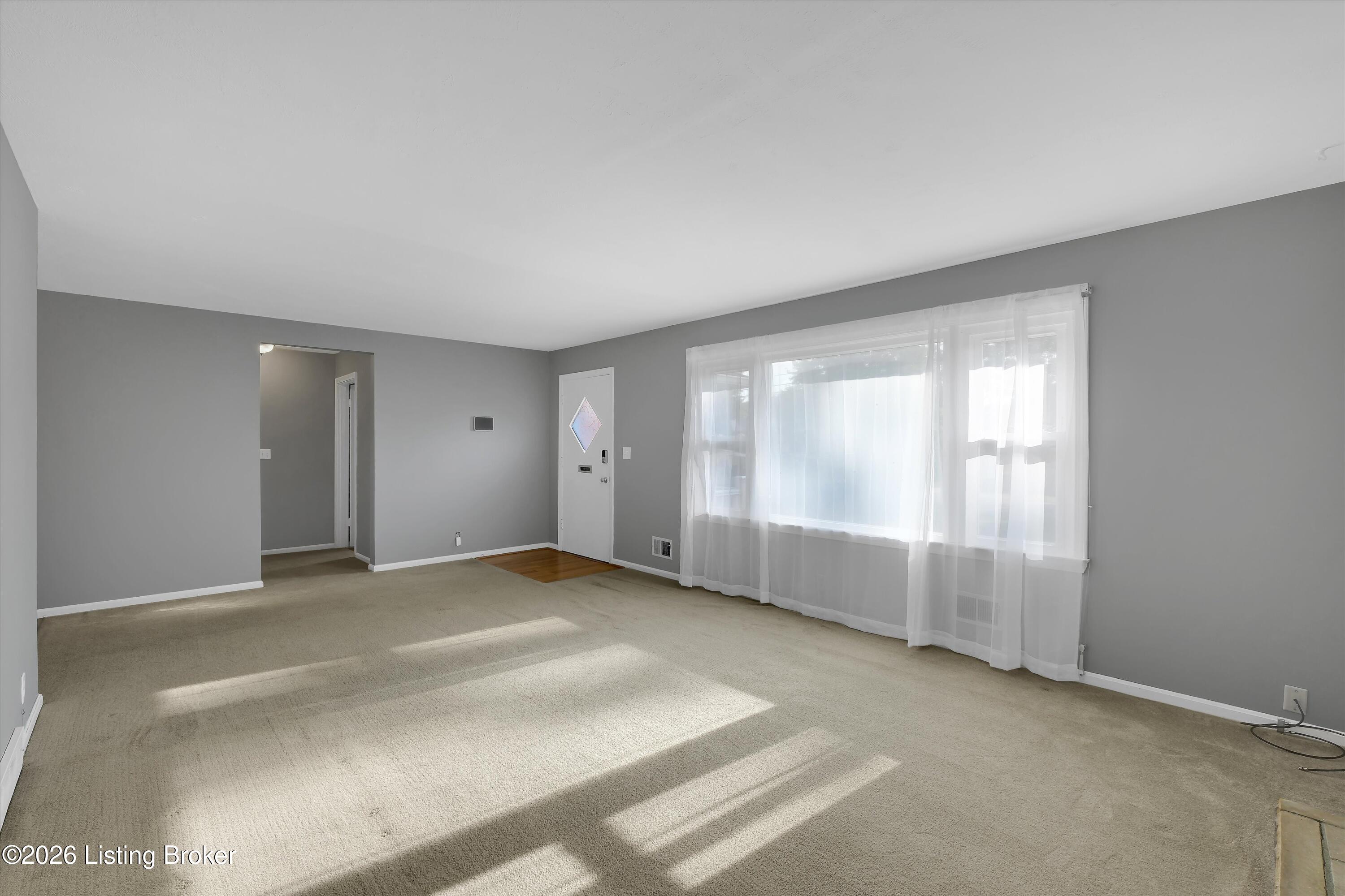 3024 Debera Way Property Photo 5
