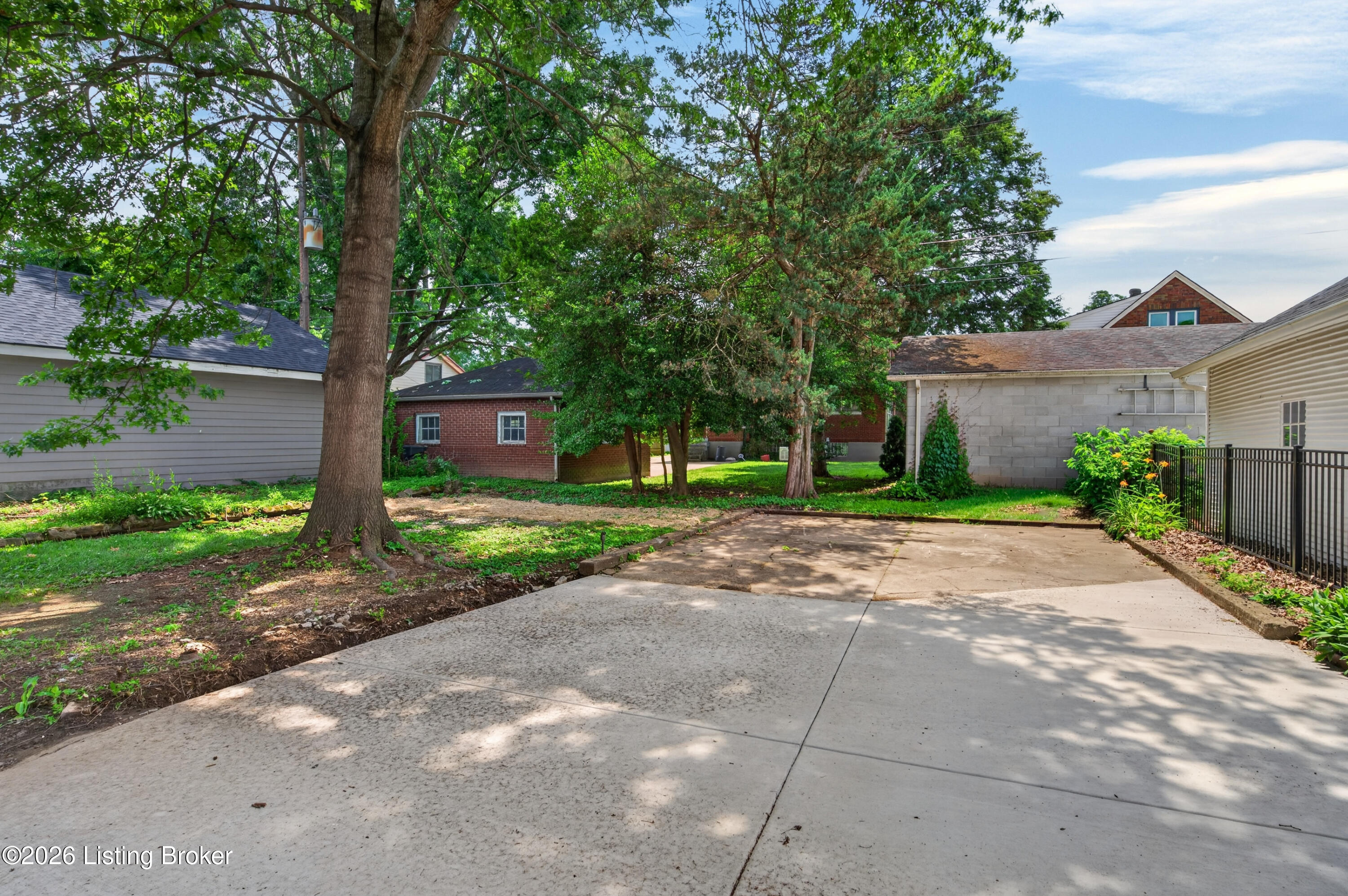 2530 Broadmeade Rd Property Photo 55