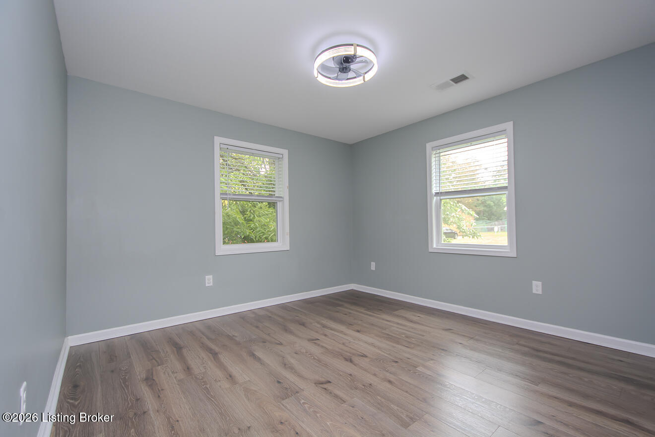 107 Ada Ave Property Photo 18