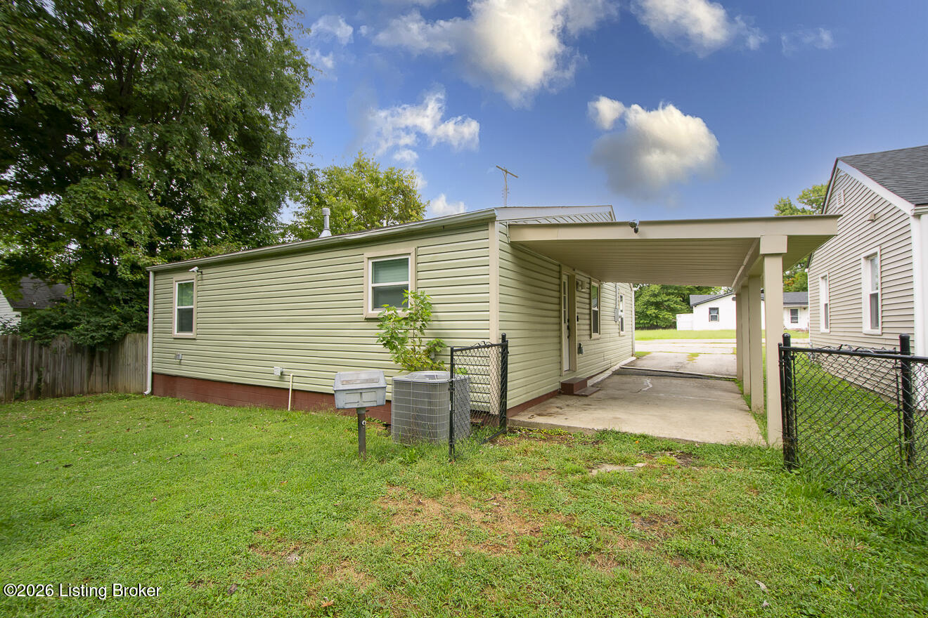 107 Ada Ave Property Photo 25