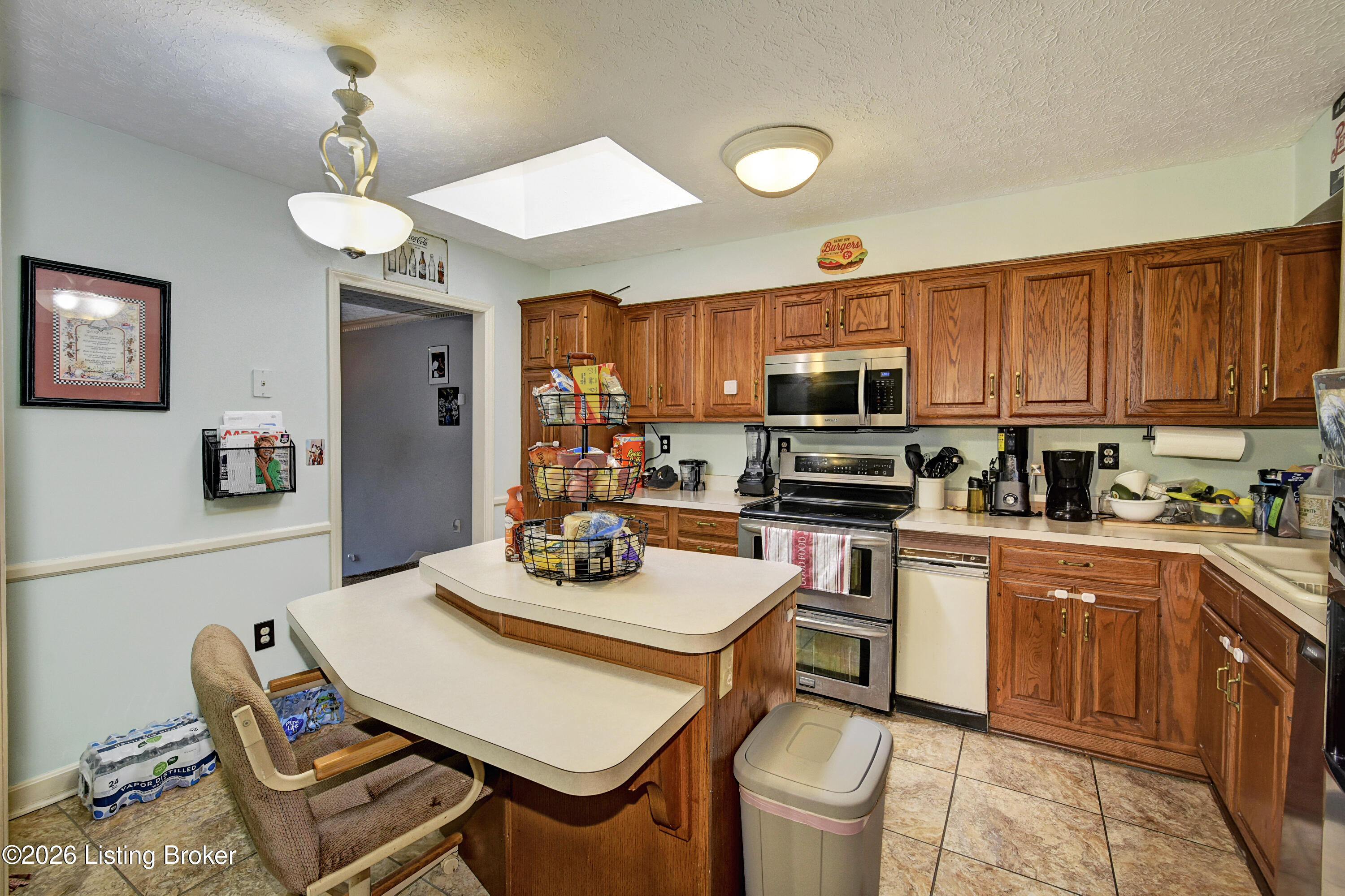 5702 Deep Forest Ct Property Photo 7