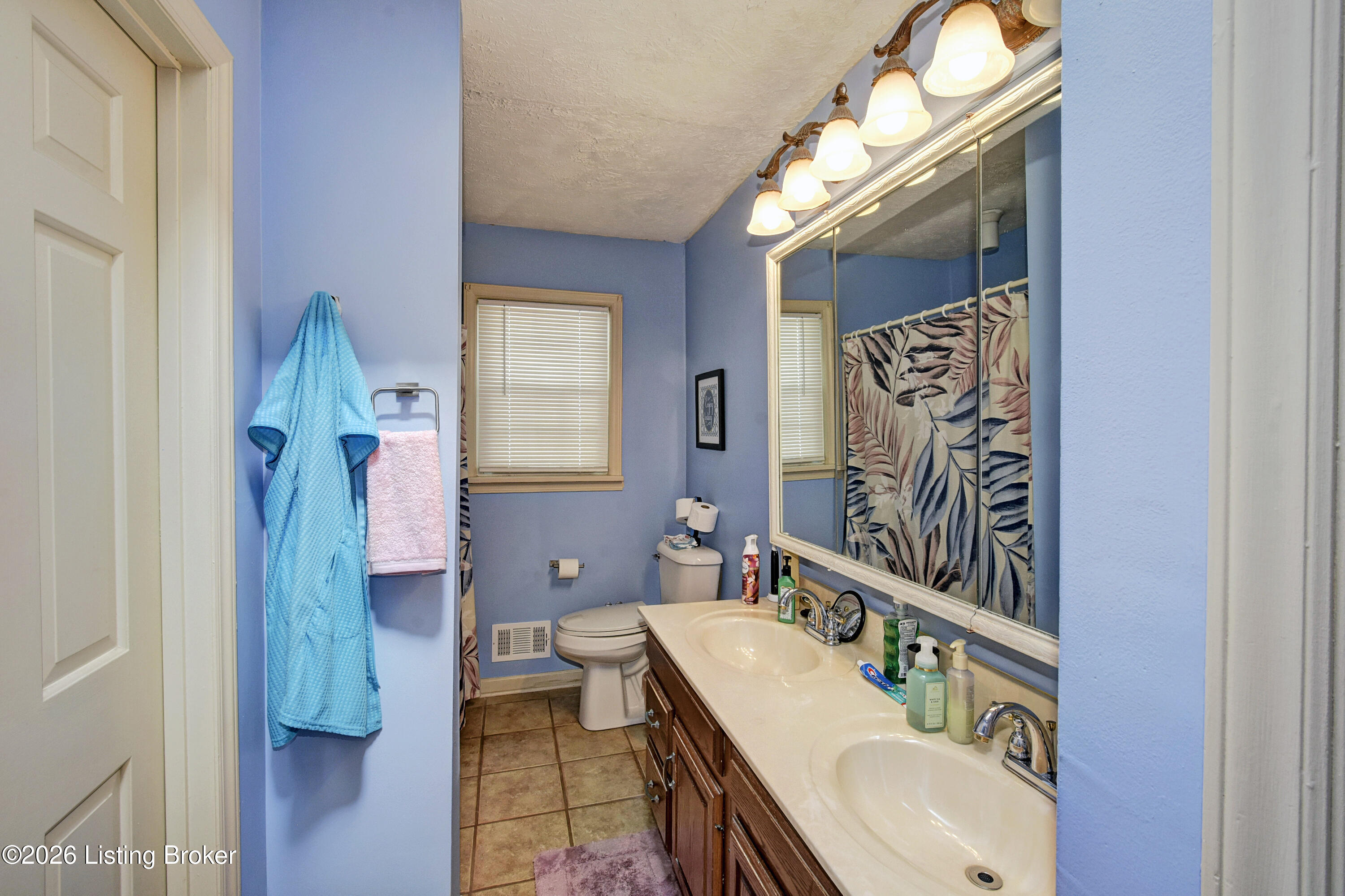 5702 Deep Forest Ct Property Photo 16