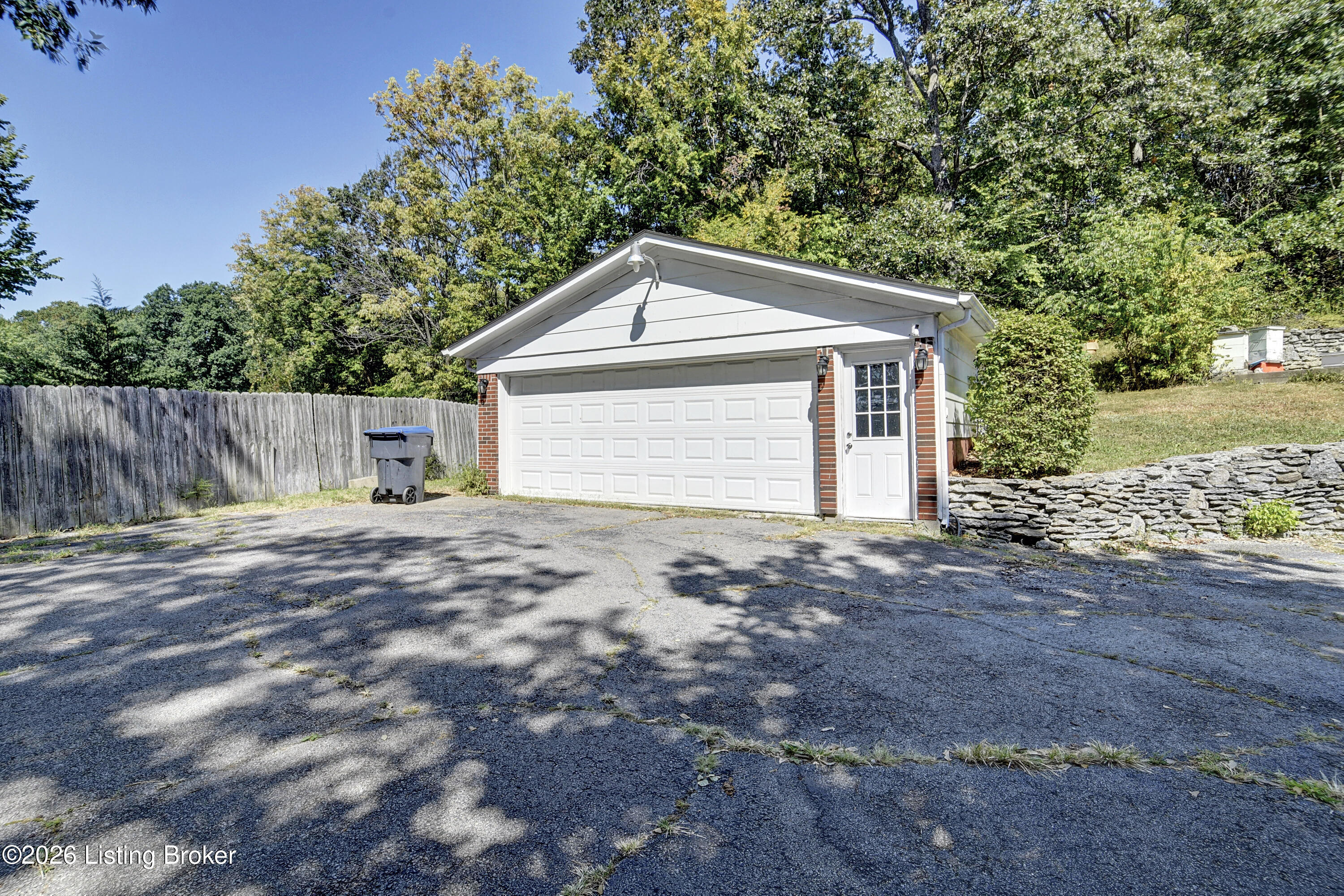 5702 Deep Forest Ct Property Photo 32
