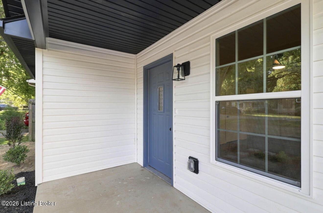 2205 Parkwood Rd Property Photo 4