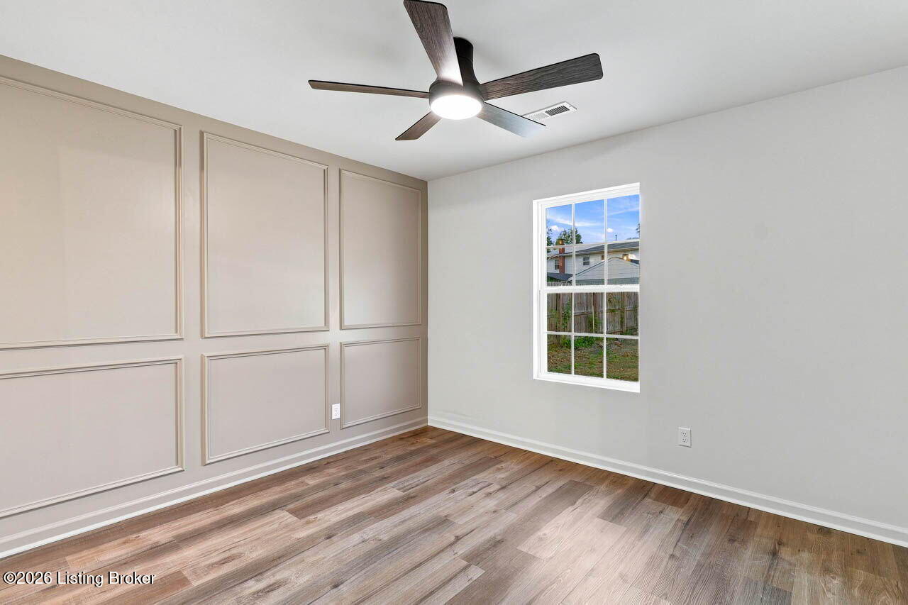 2205 Parkwood Rd Property Photo 24