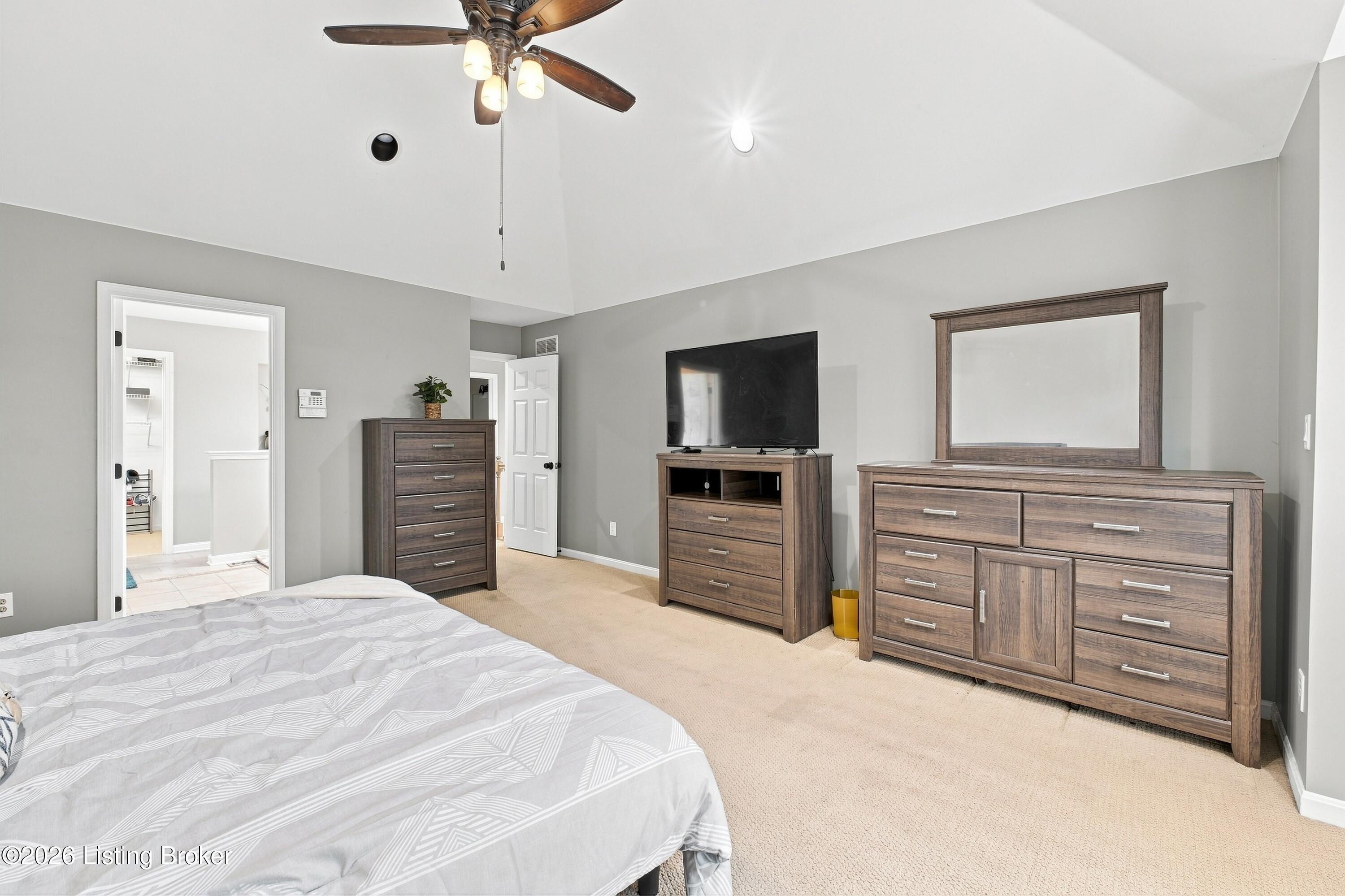 8606 Glenhope Dr Property Photo 37