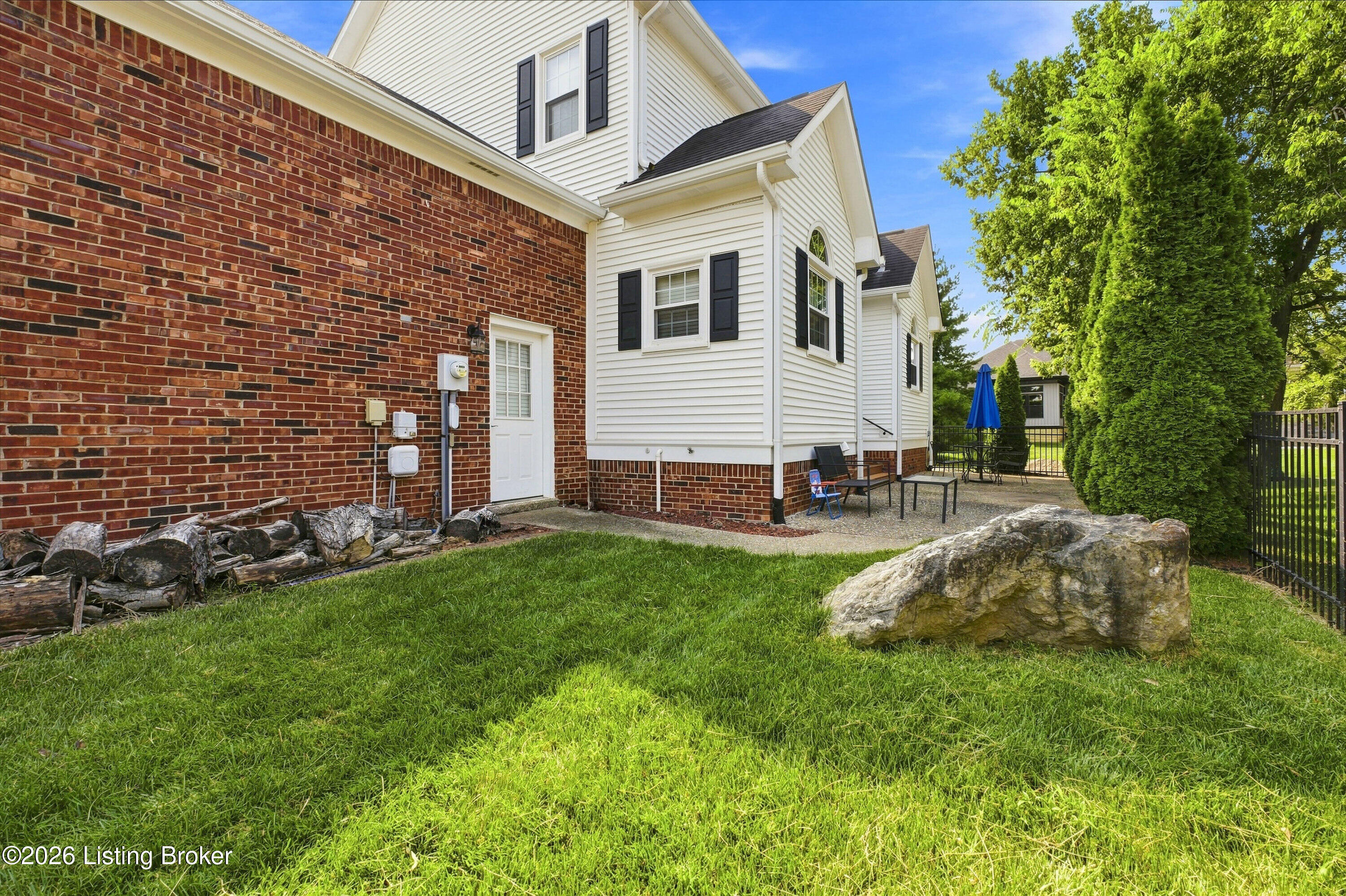 8606 Glenhope Dr Property Photo 60