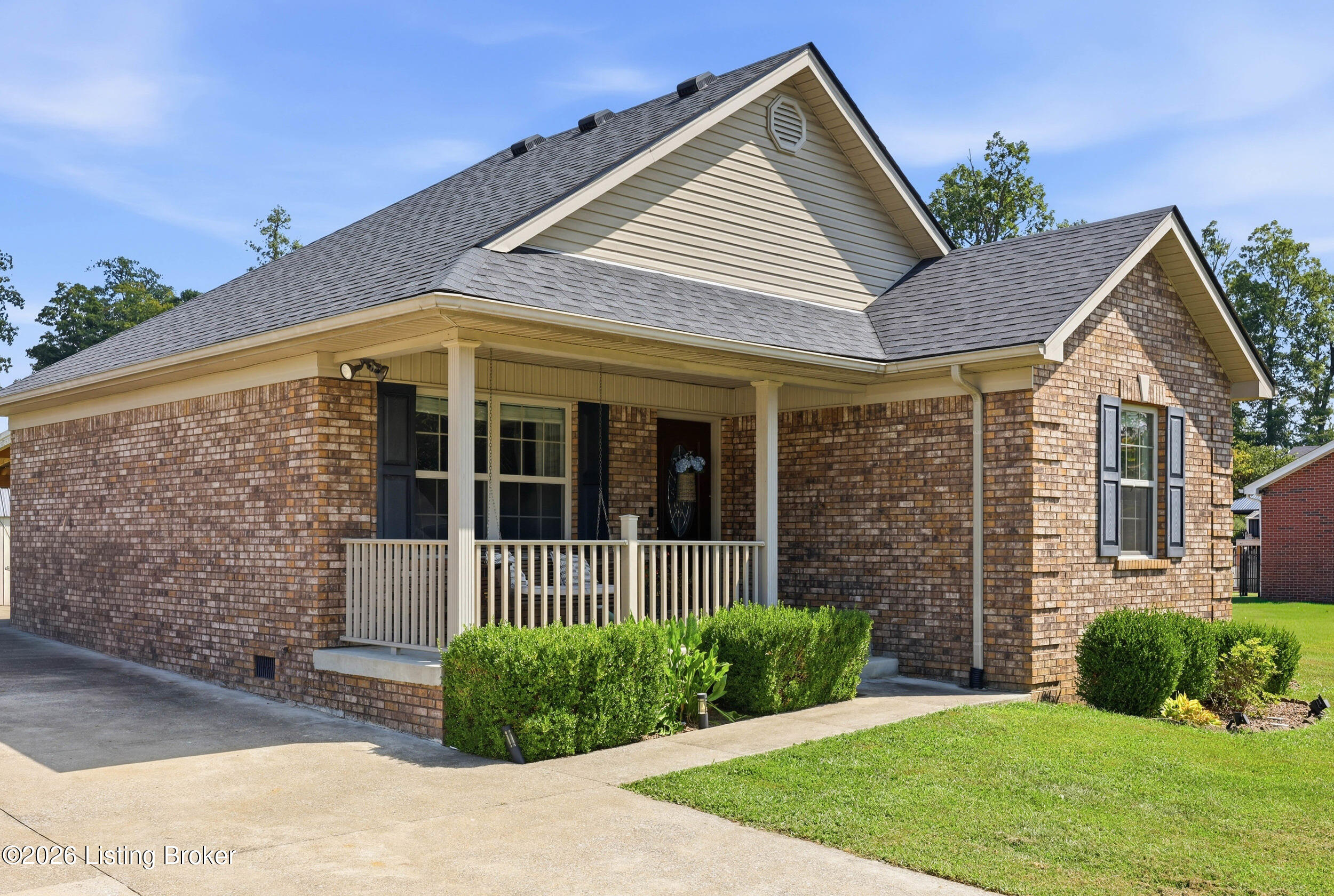 179 Peabody Loop Property Photo 4
