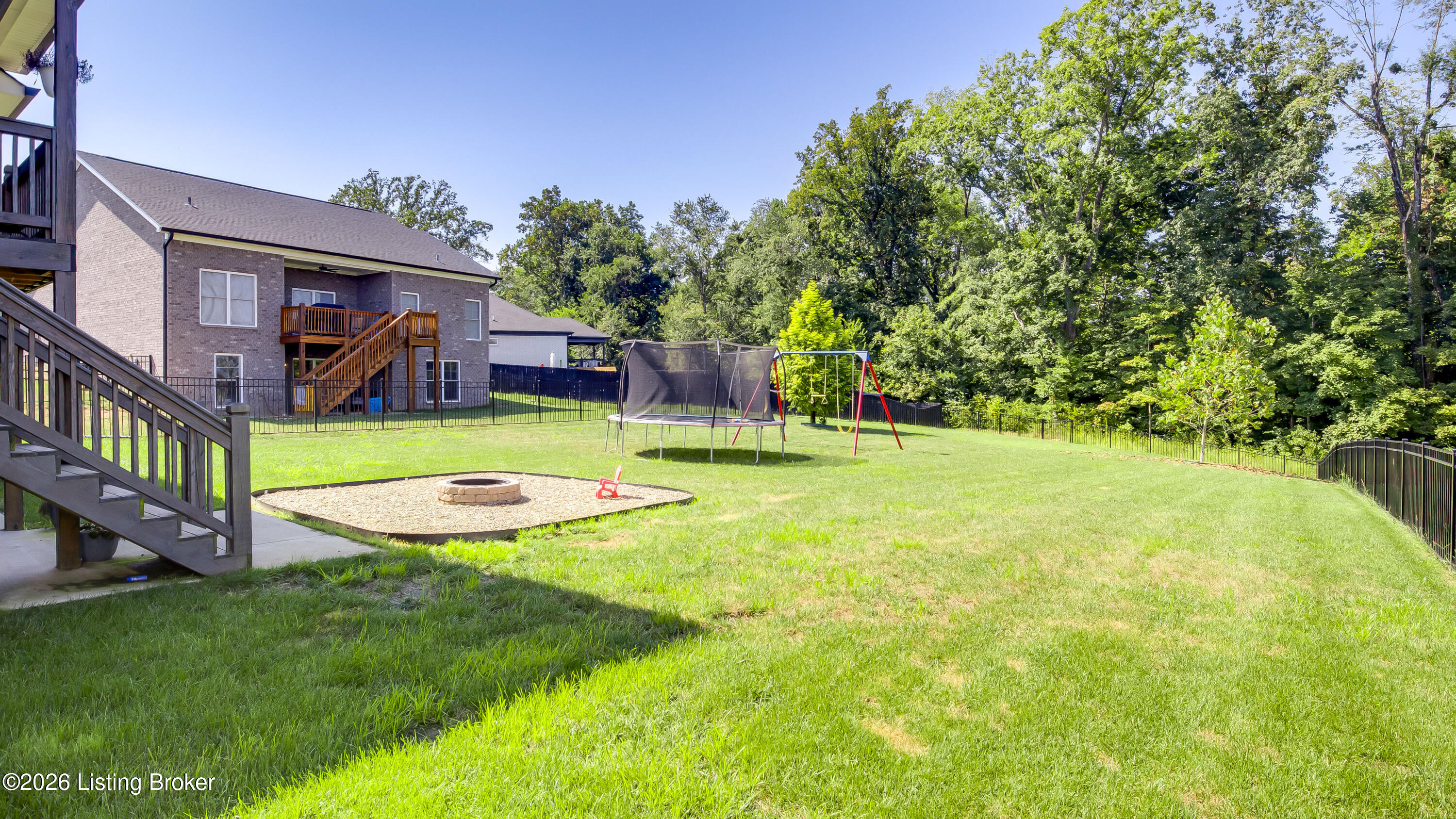 361 Williamsburg Dr Property Photo 58