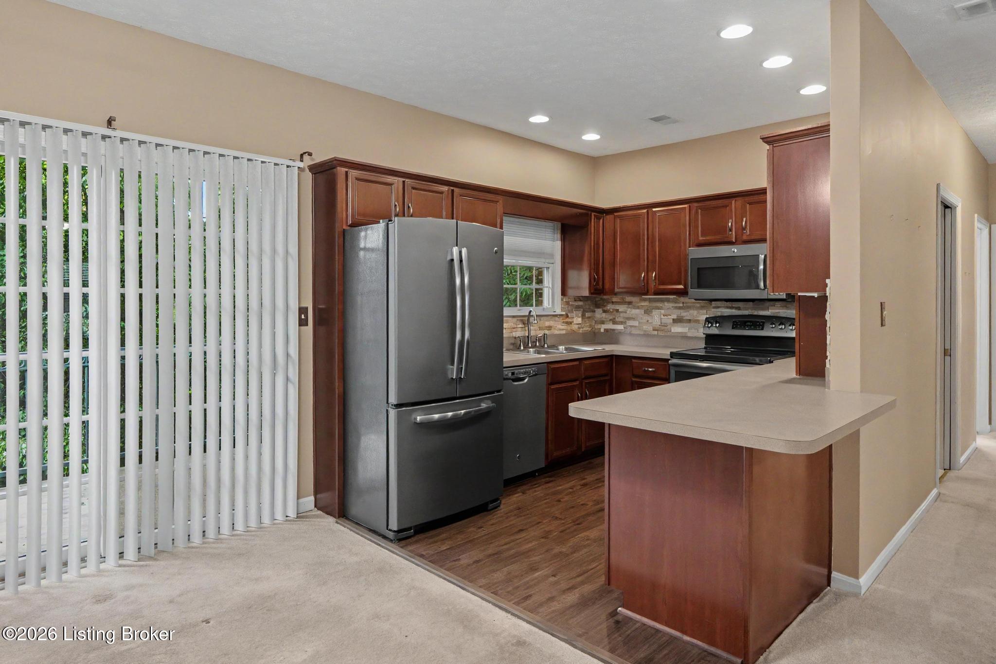 3112 Hendon Rd Property Photo 4