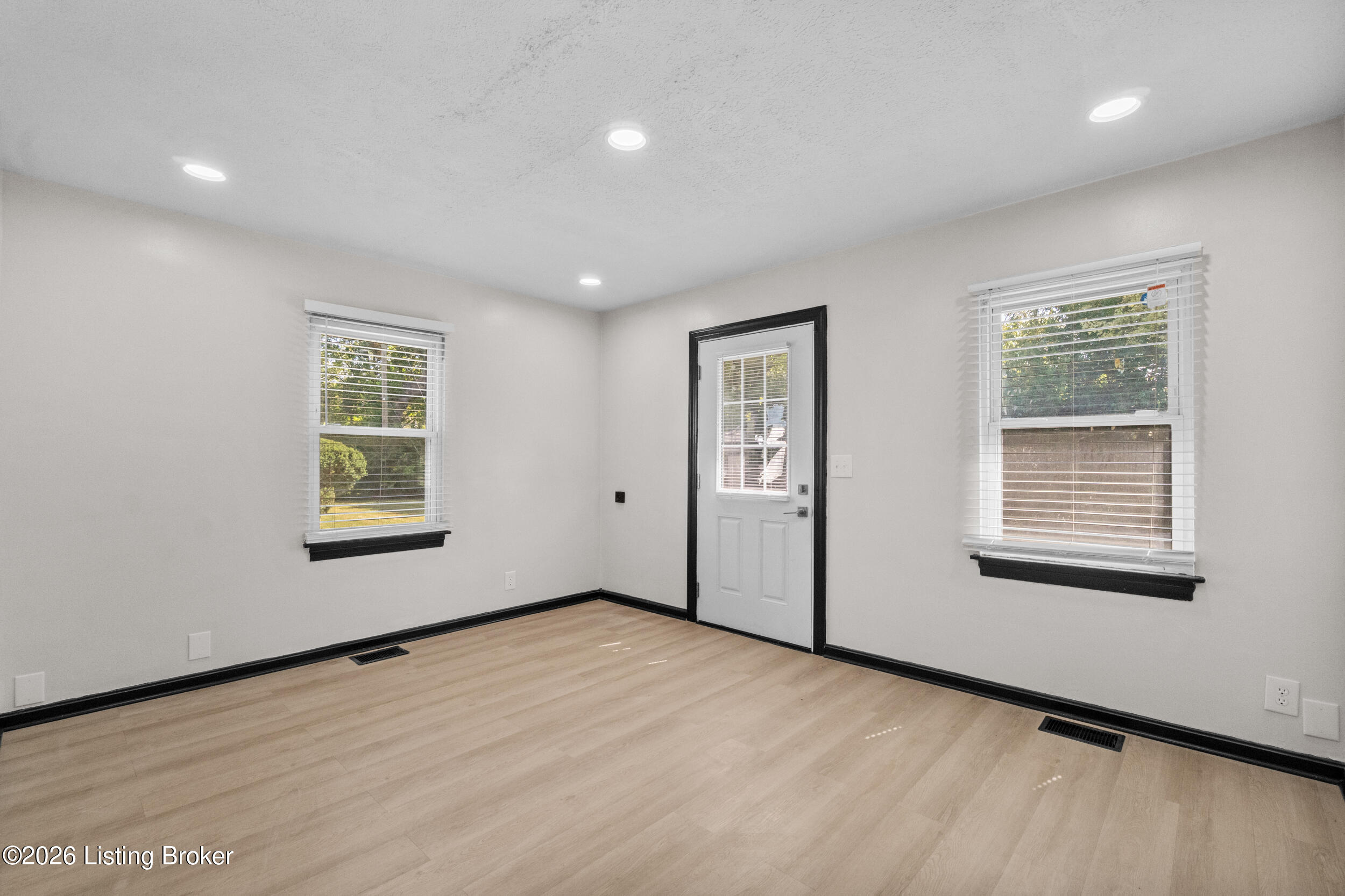 4138 Mae Ave Property Photo 7