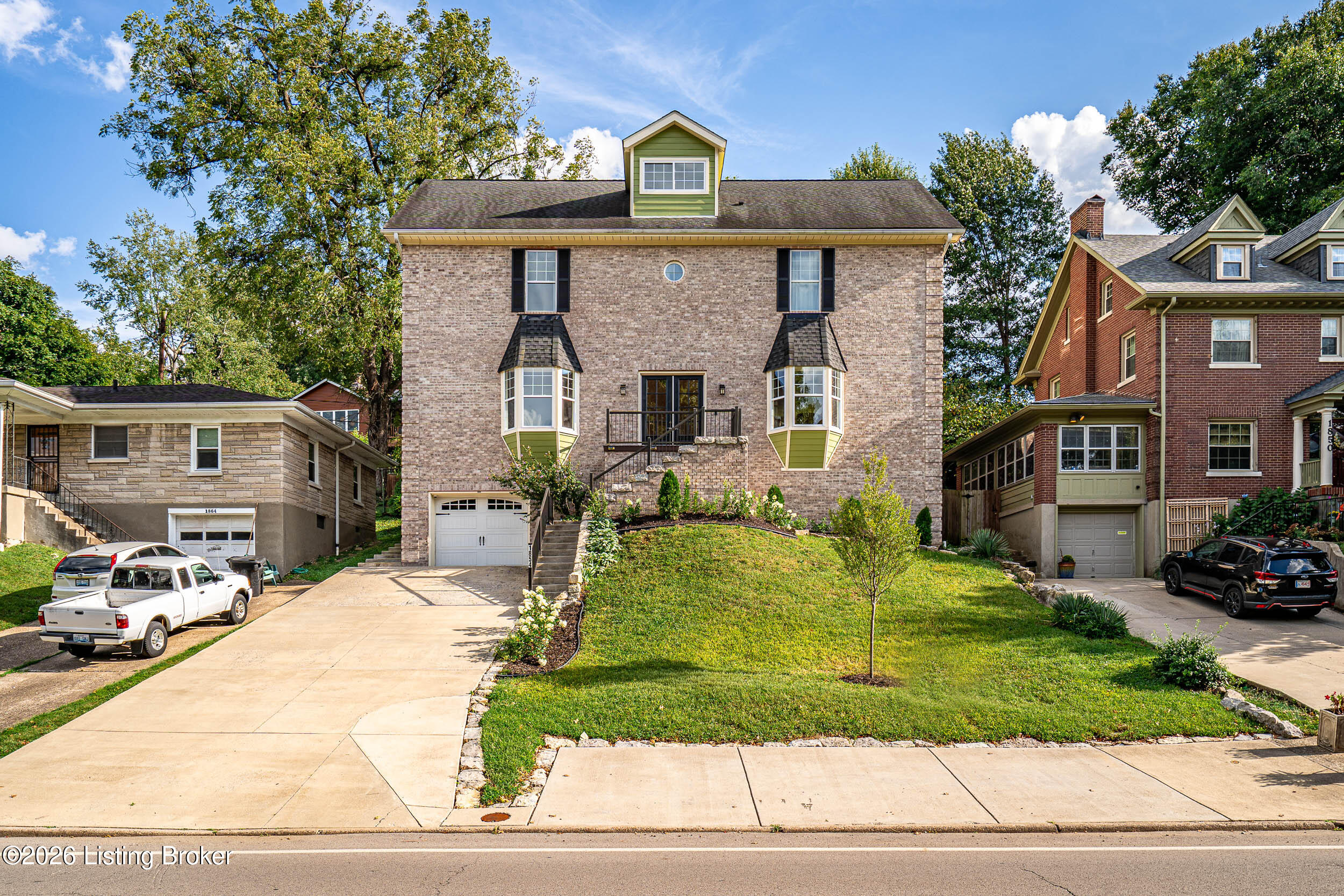 1854 Trevilian Way Property Photo