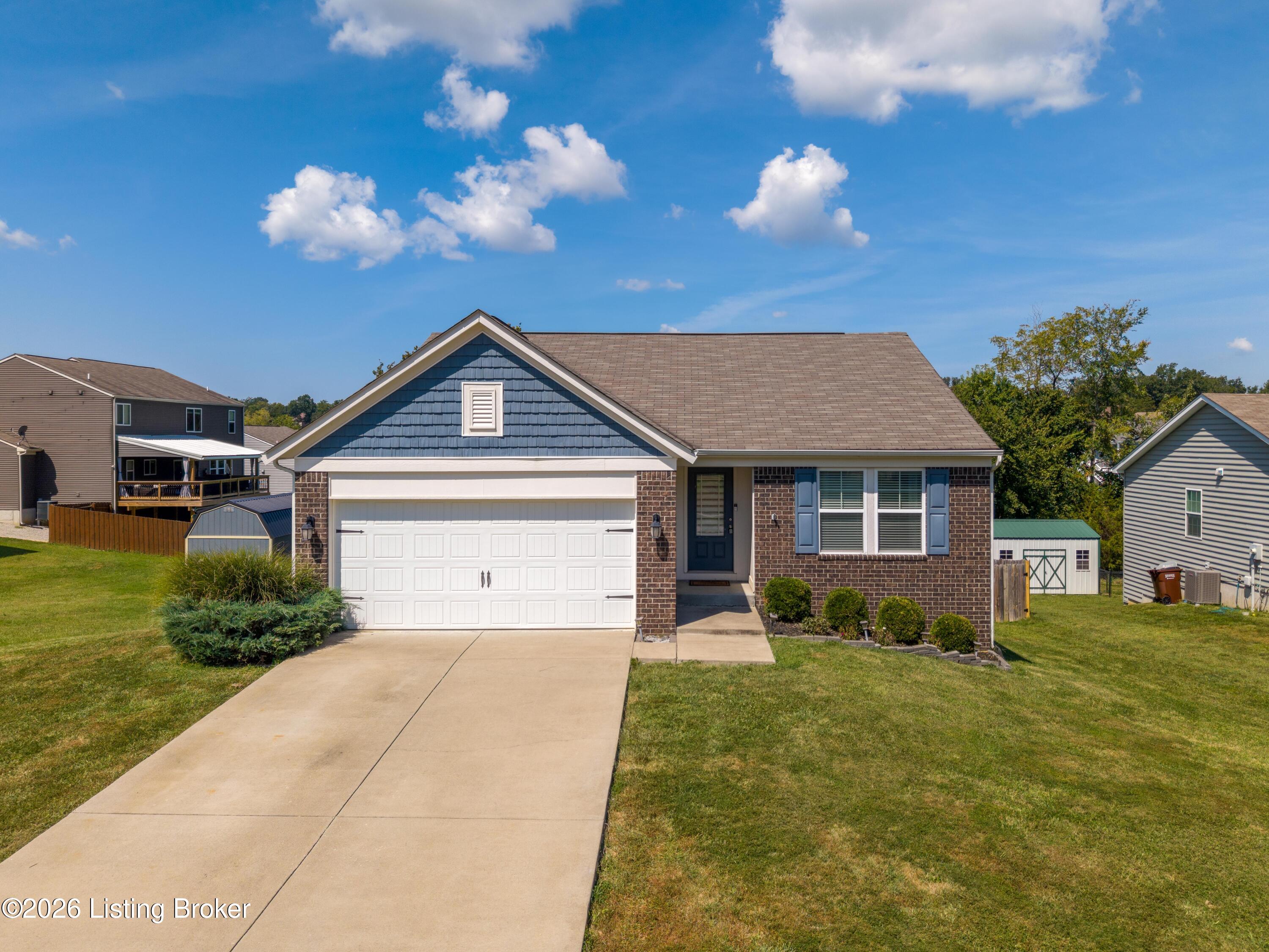 125 Broken Branch Ct