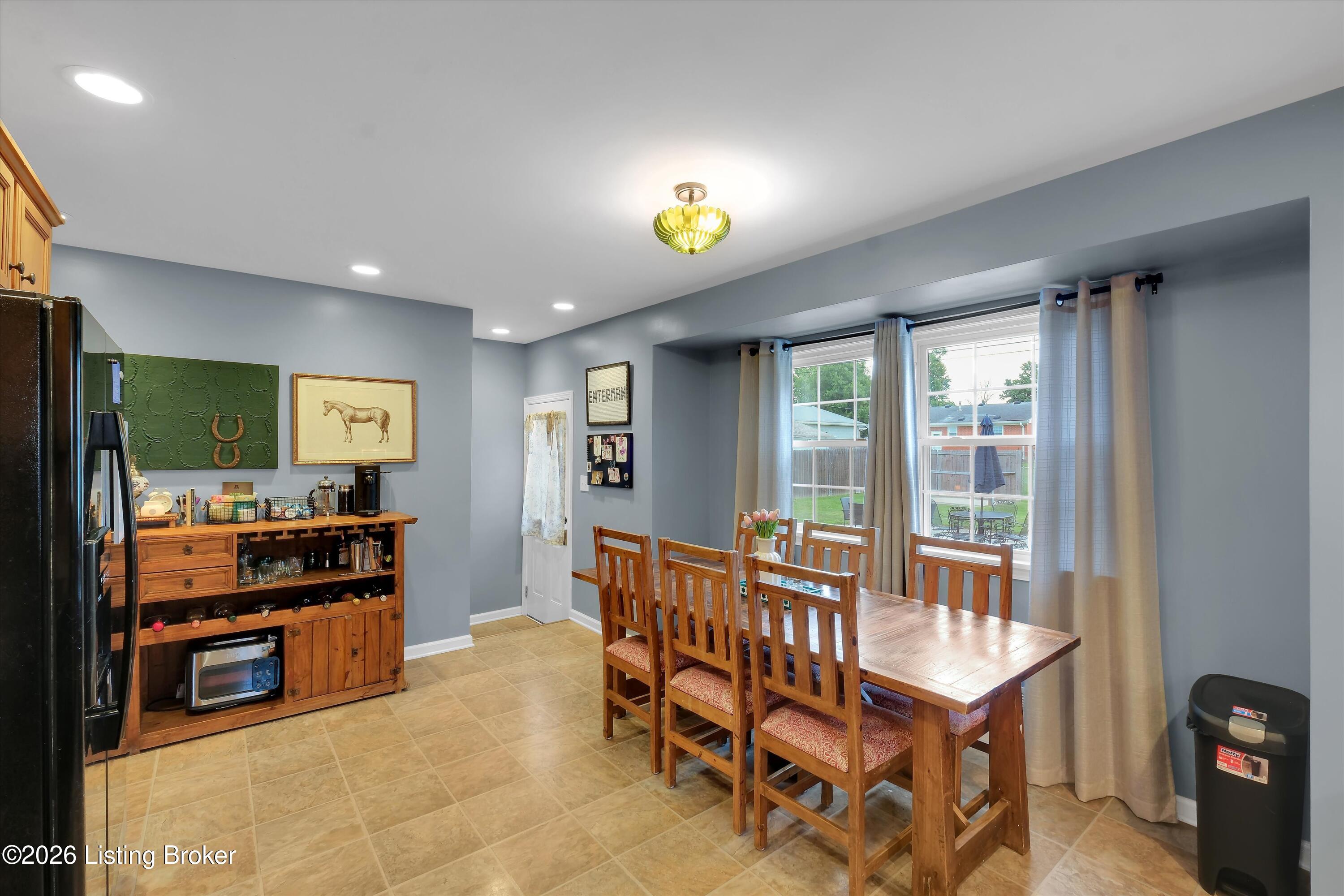 8107 Jasmine Ln Property Photo 5