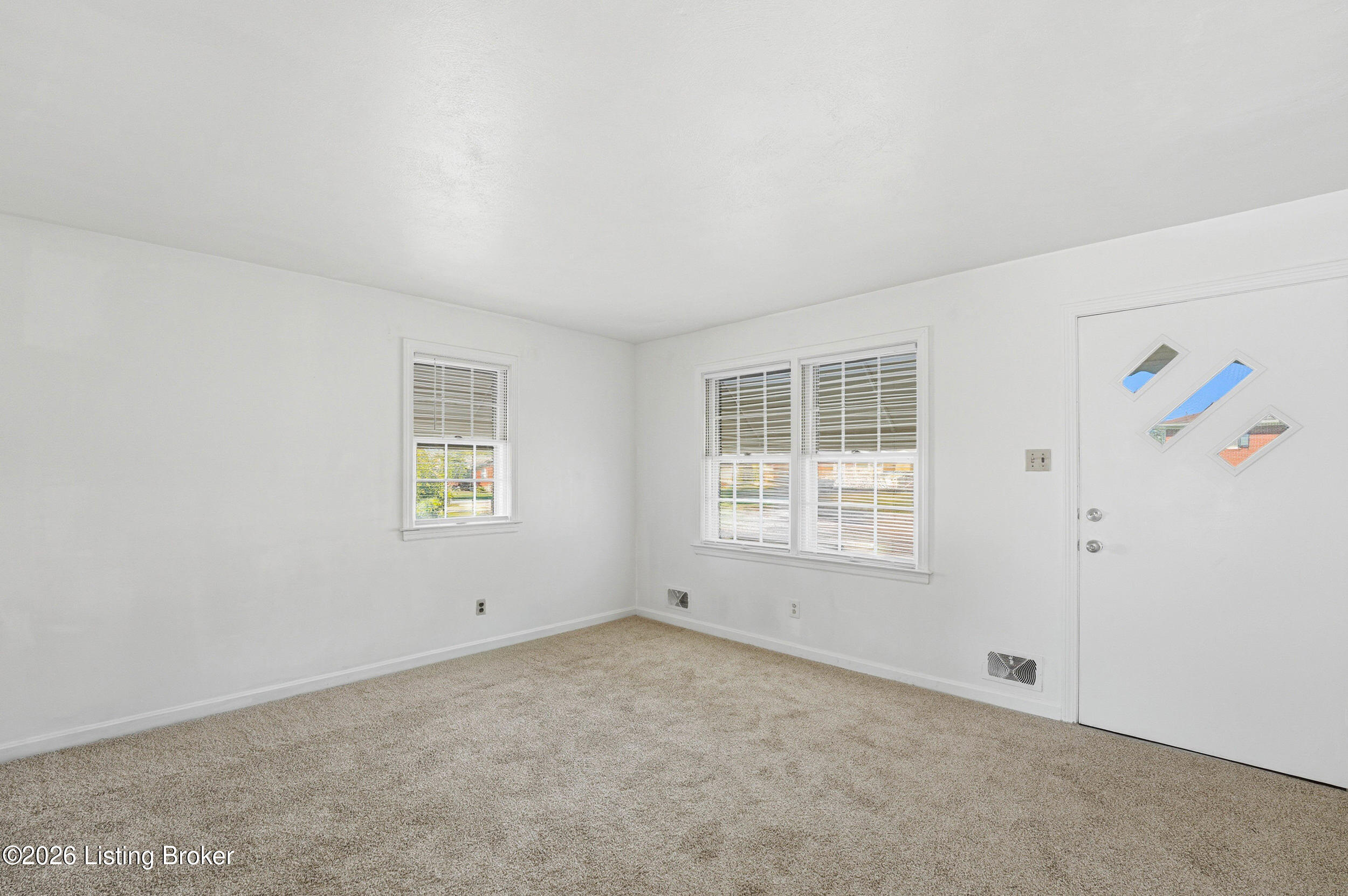 321 Carla Dr Property Photo 5