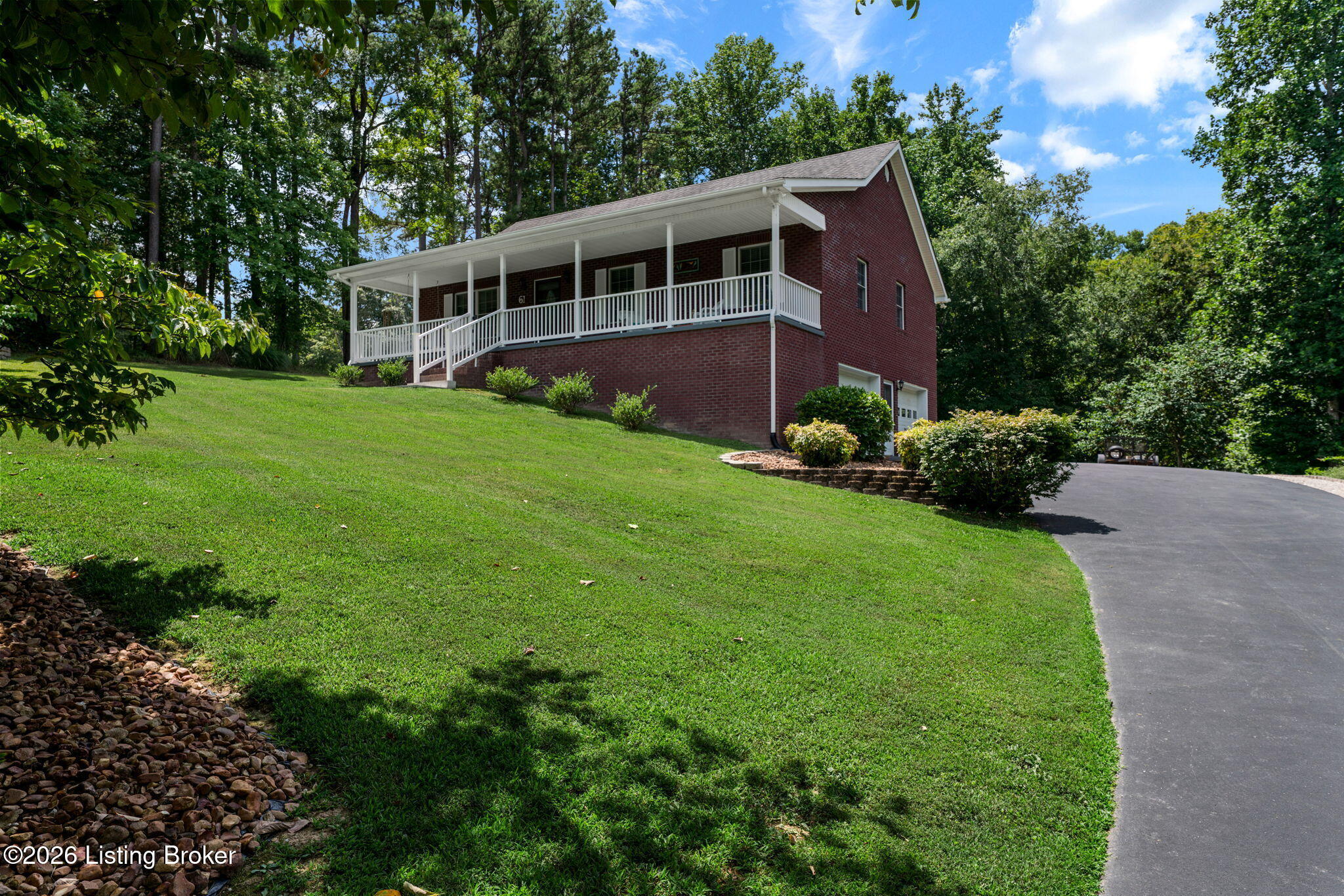 61 Mohegan Mound Property Photo 3