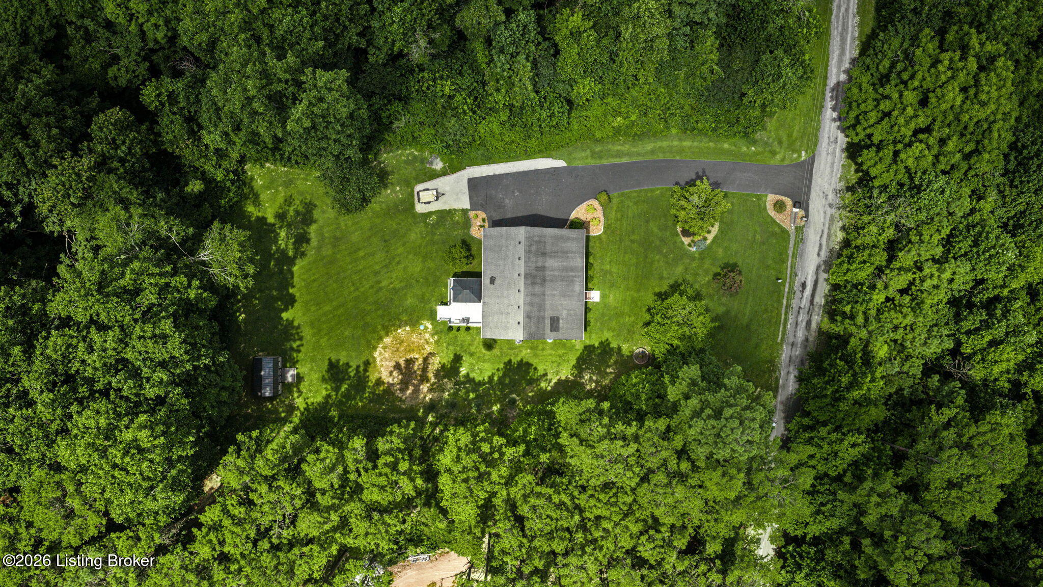 61 Mohegan Mound Property Photo 10