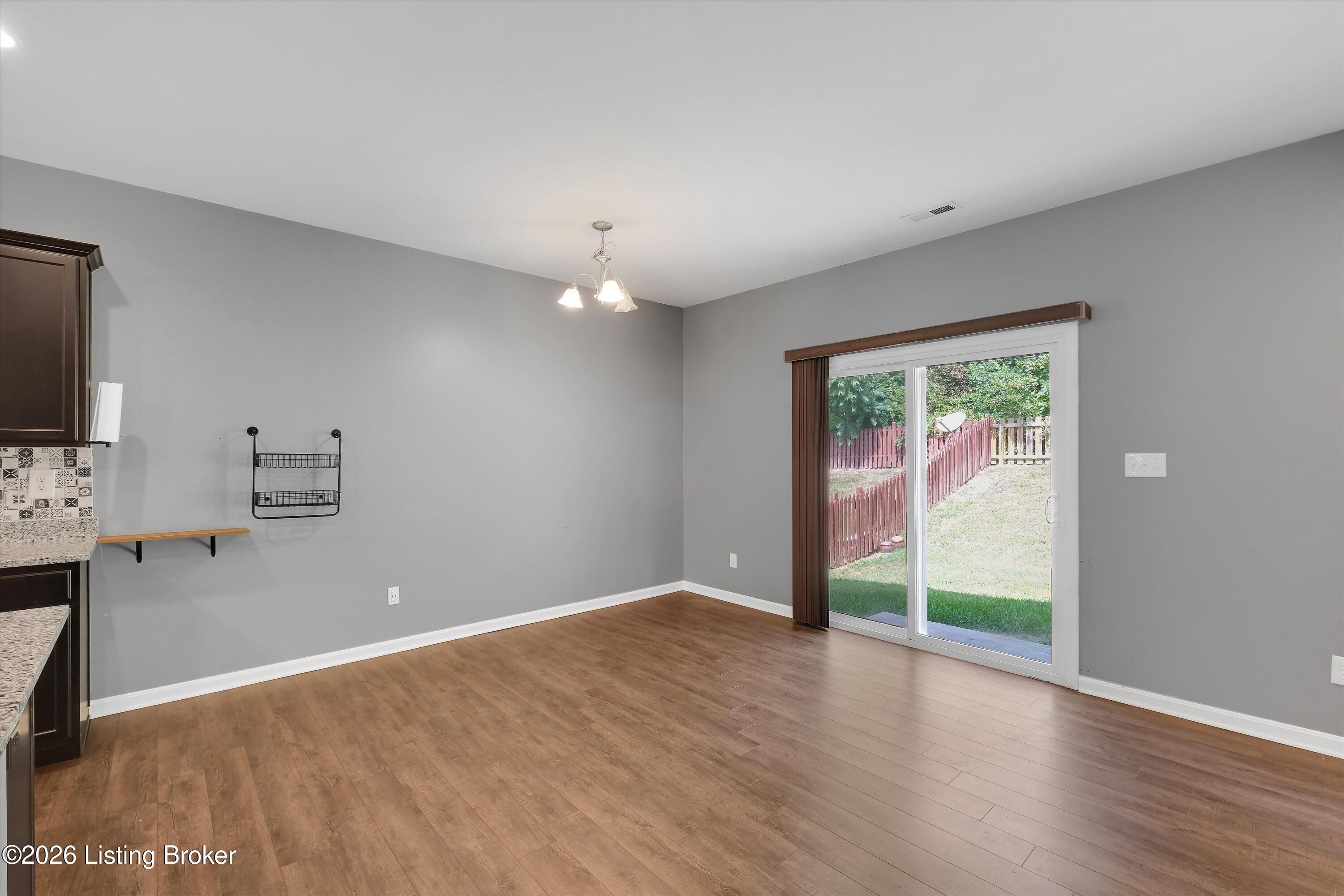 6911 Penn Creek Ct Property Photo 11