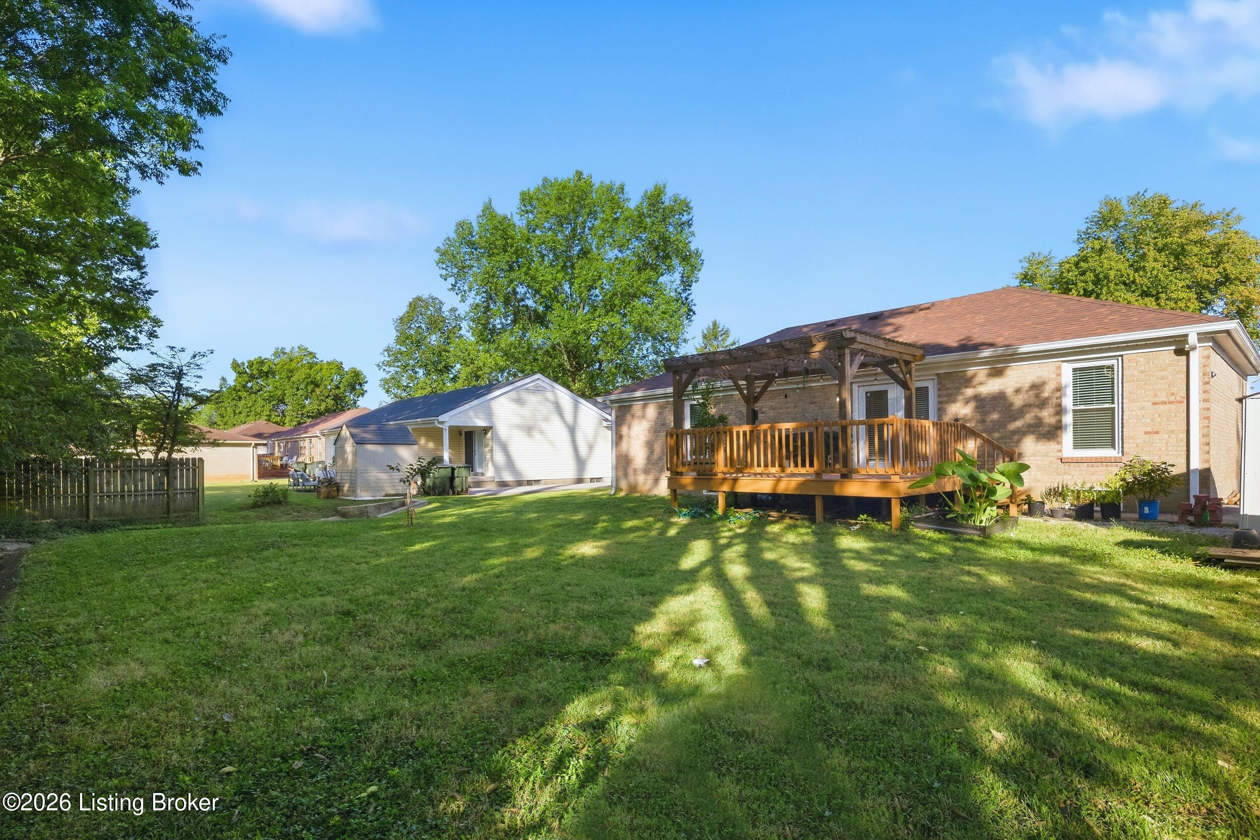 8902 Wooded Glen Rd Property Photo 30