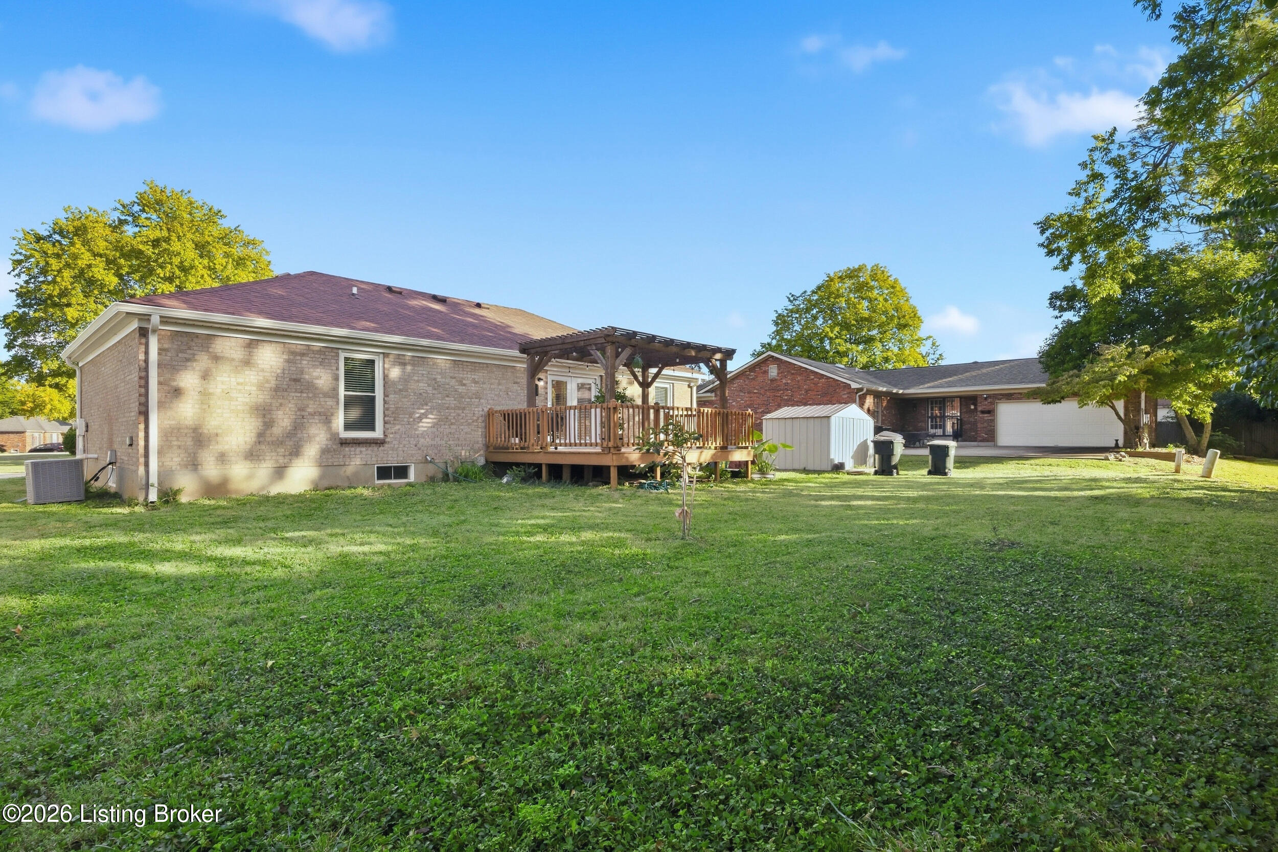 8902 Wooded Glen Rd Property Photo 31
