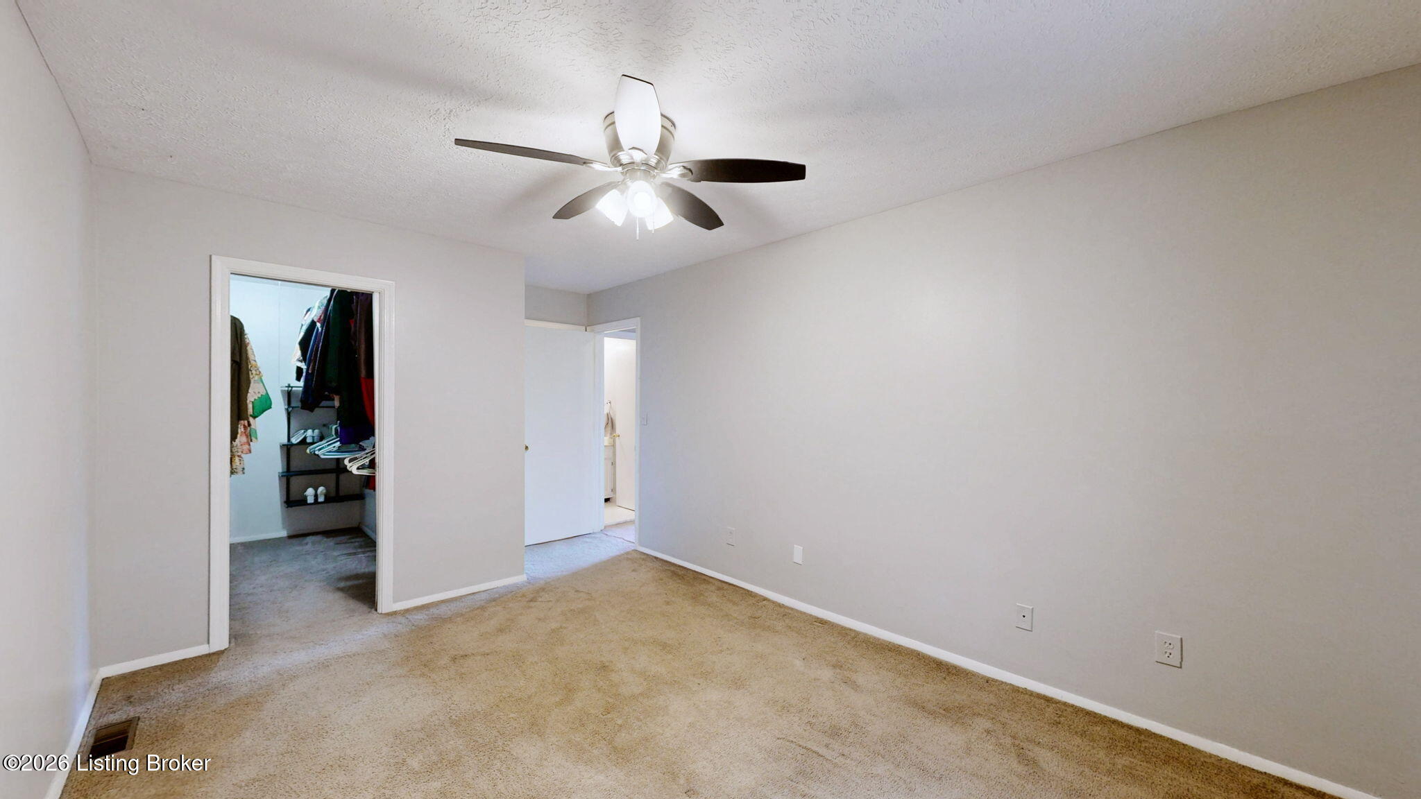 3104 Meadowside Ct Property Photo 10