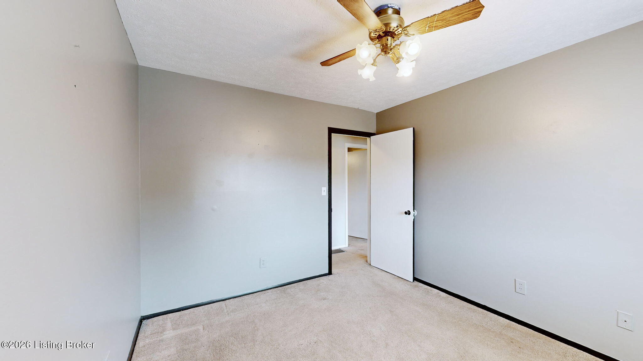 3104 Meadowside Ct Property Photo 13