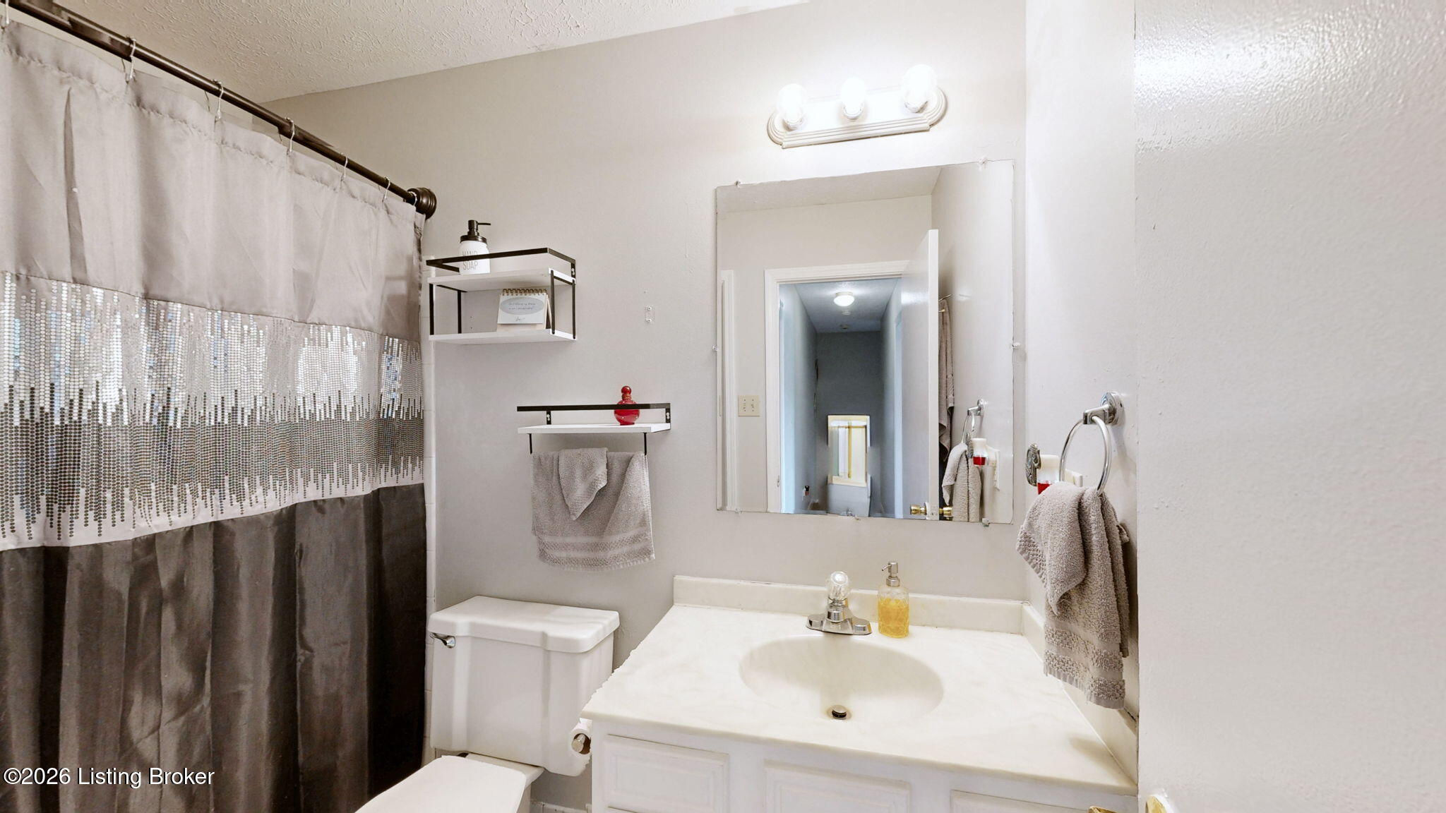 3104 Meadowside Ct Property Photo 14
