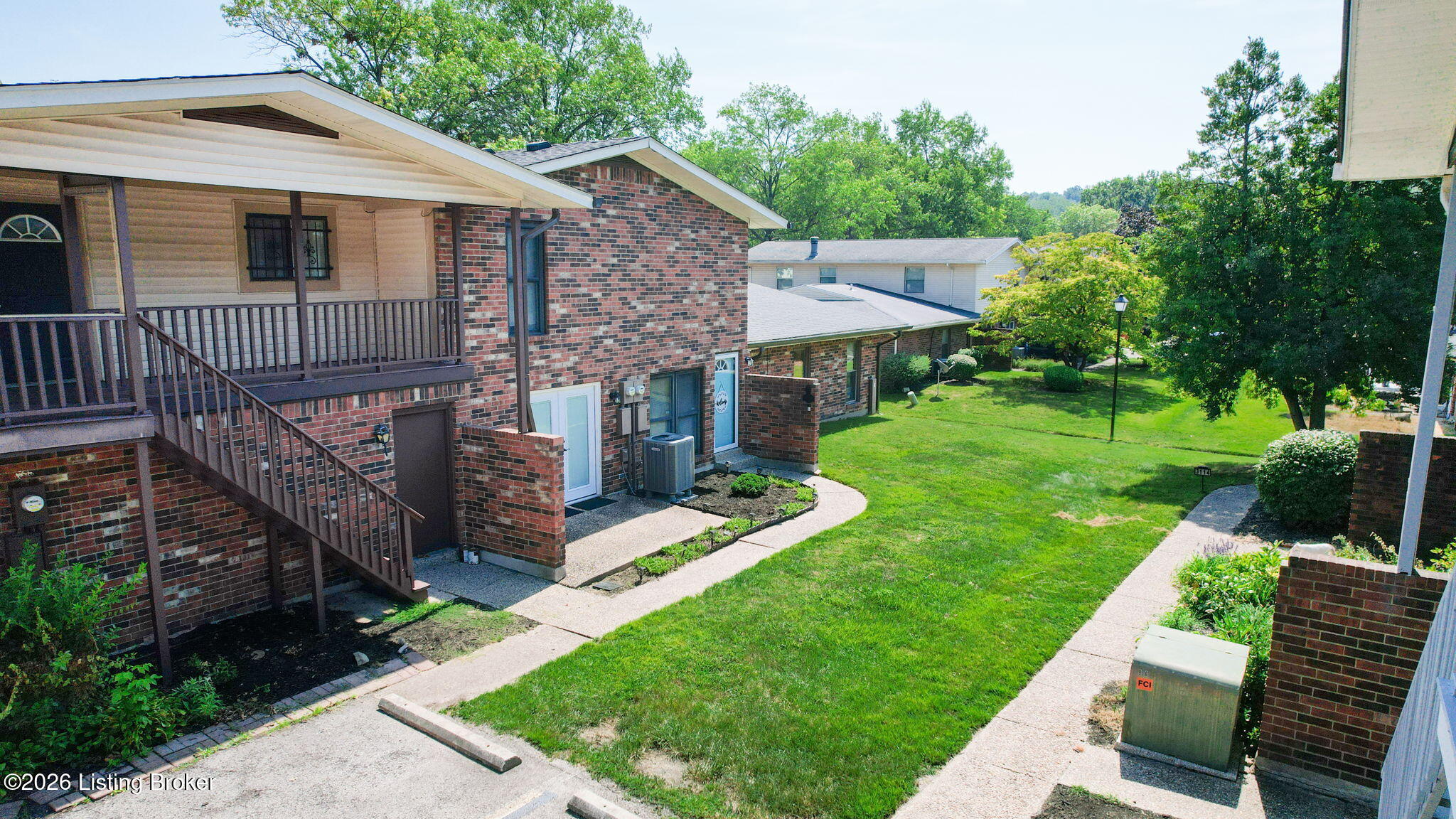 3104 Meadowside Ct Property Photo 25