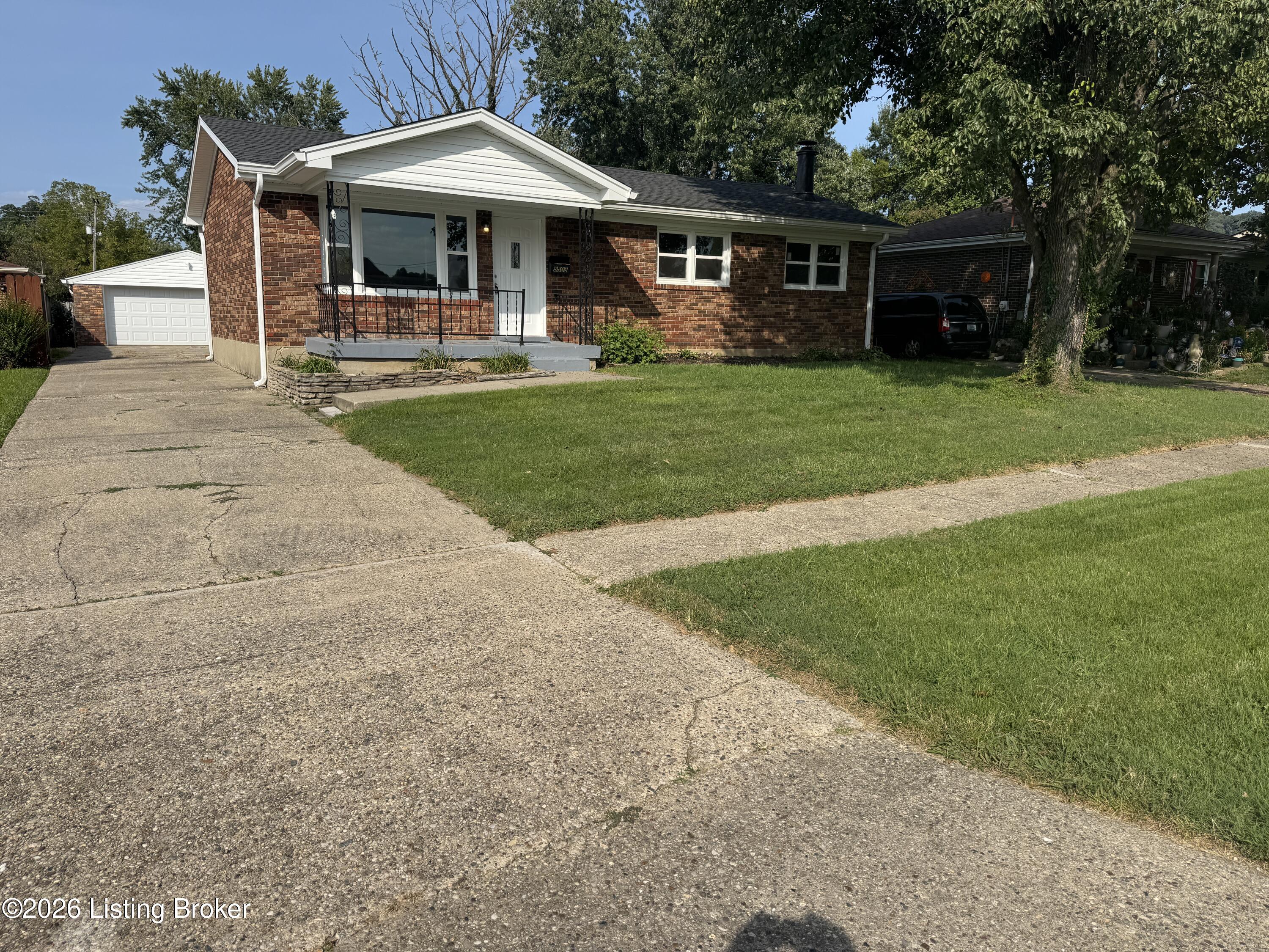 5503 Logwood Ave Property Photo 1