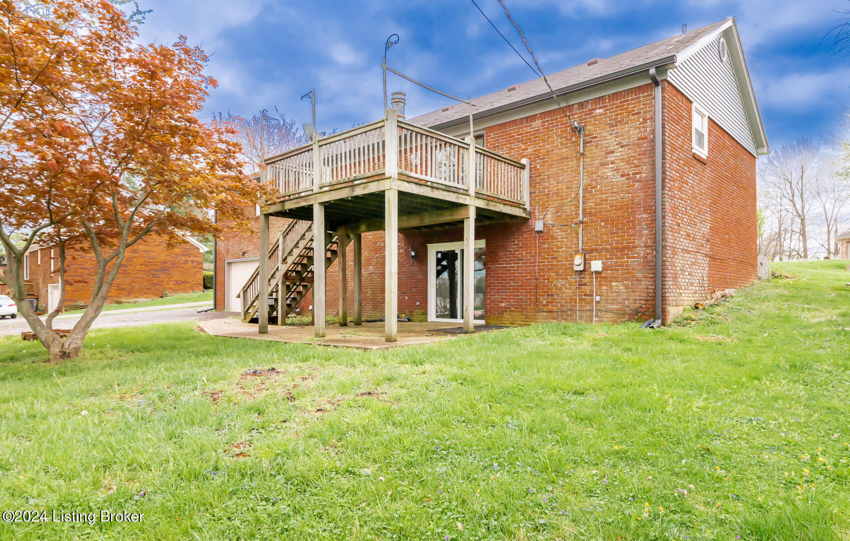 221 Hillview Dr Property Photo 53