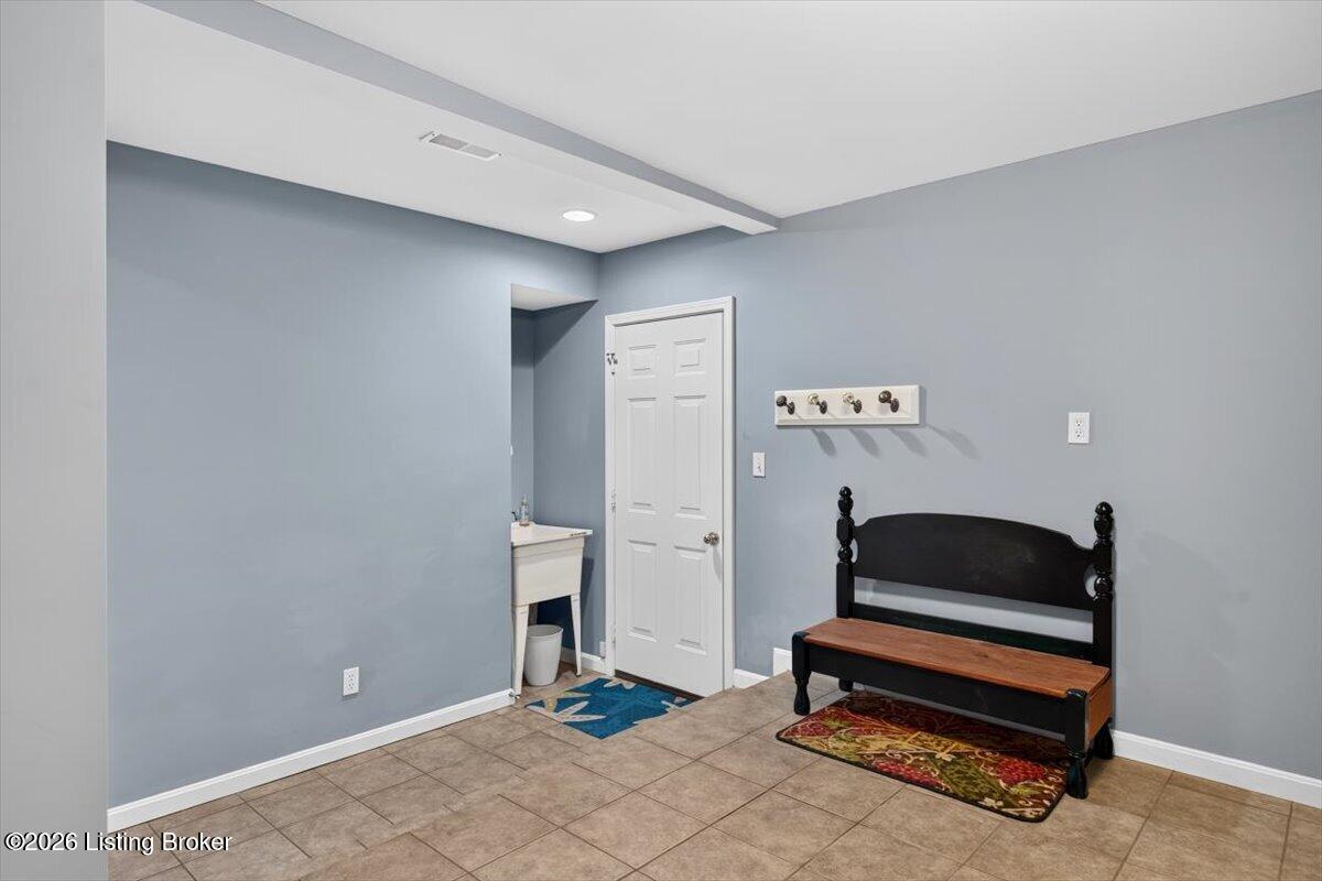 7019 Hadley Ct Property Photo 46