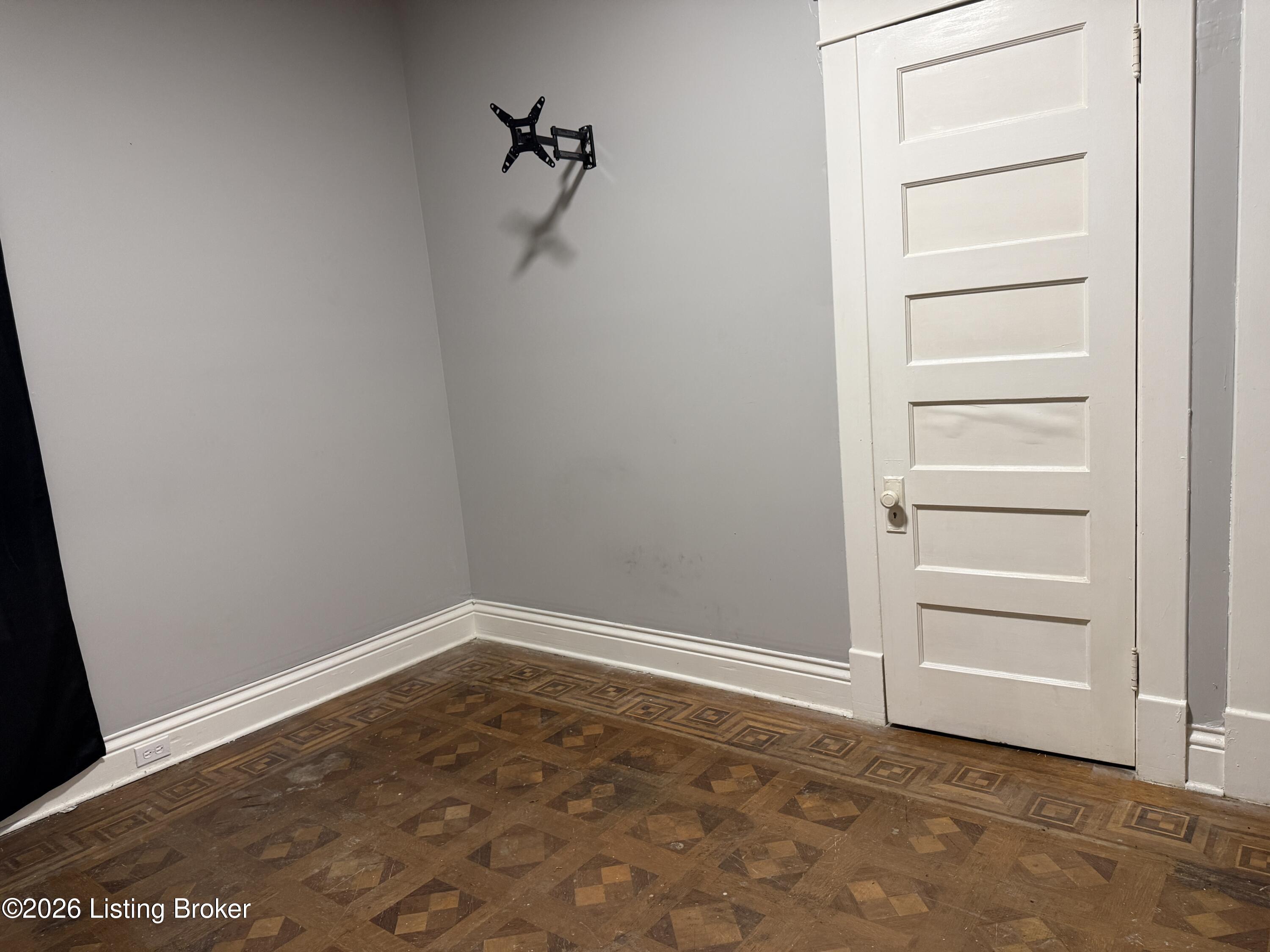 1024 Cecil Ave Property Photo 6