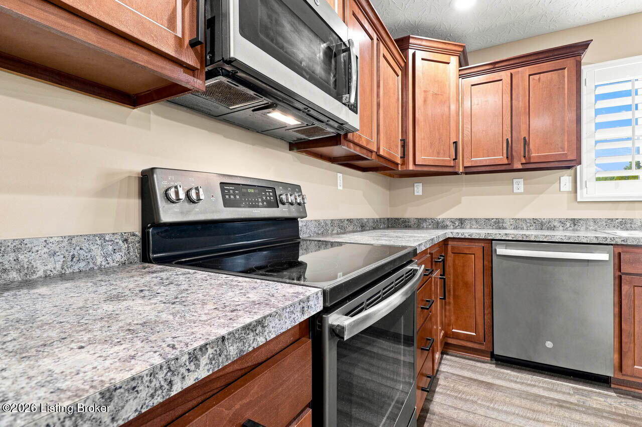 241 Webb Ln Property Photo 14