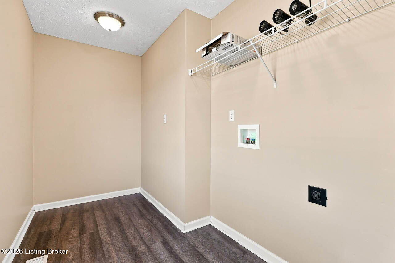 241 Webb Ln Property Photo 17
