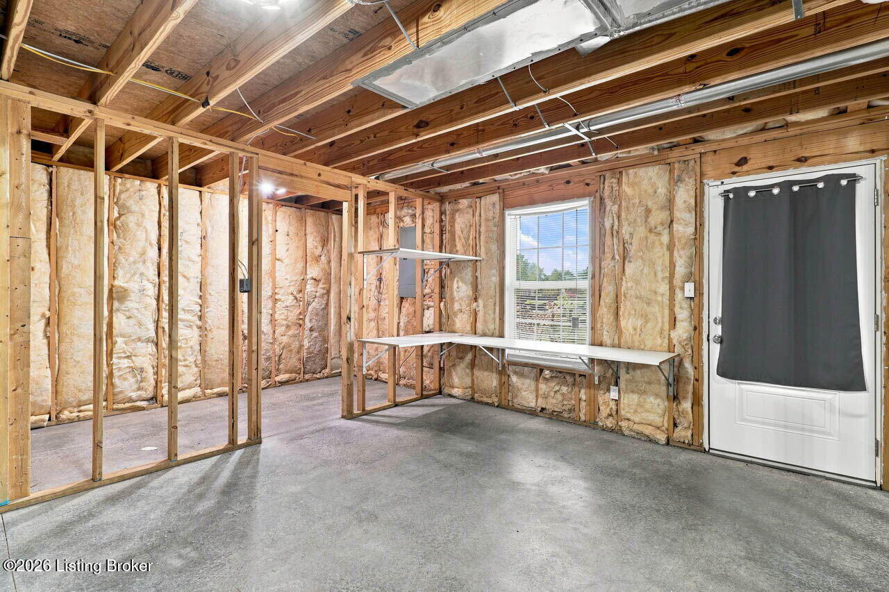 241 Webb Ln Property Photo 30