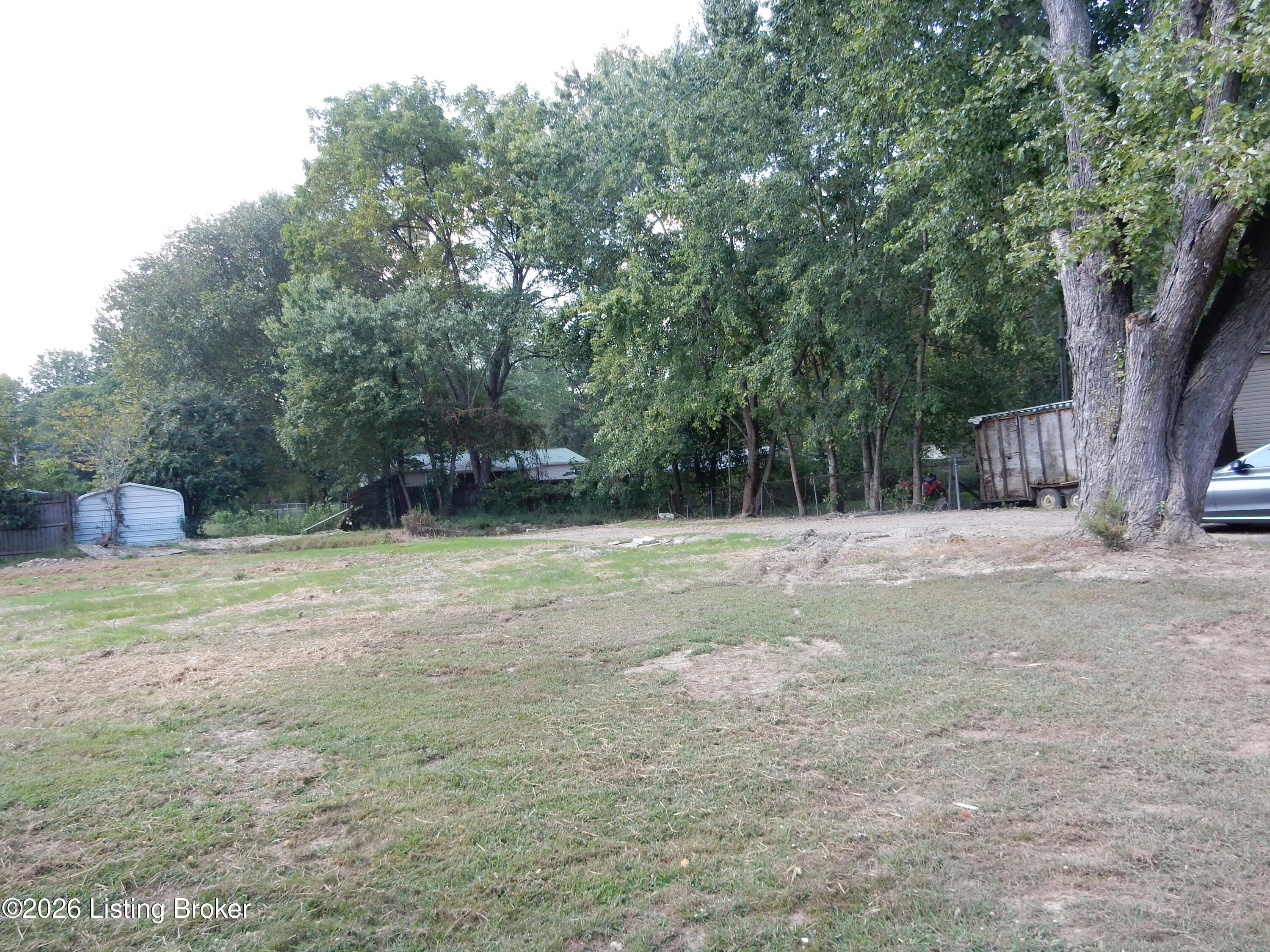 172 Lisa Dr Property Photo 5