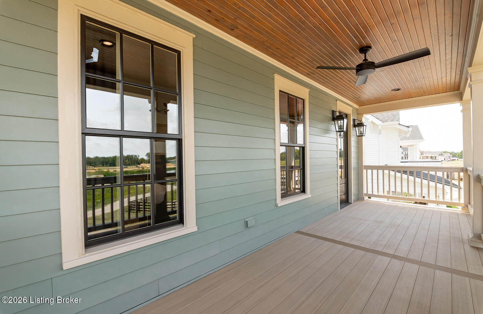 6137 Shooting Star Dr Property Photo 8