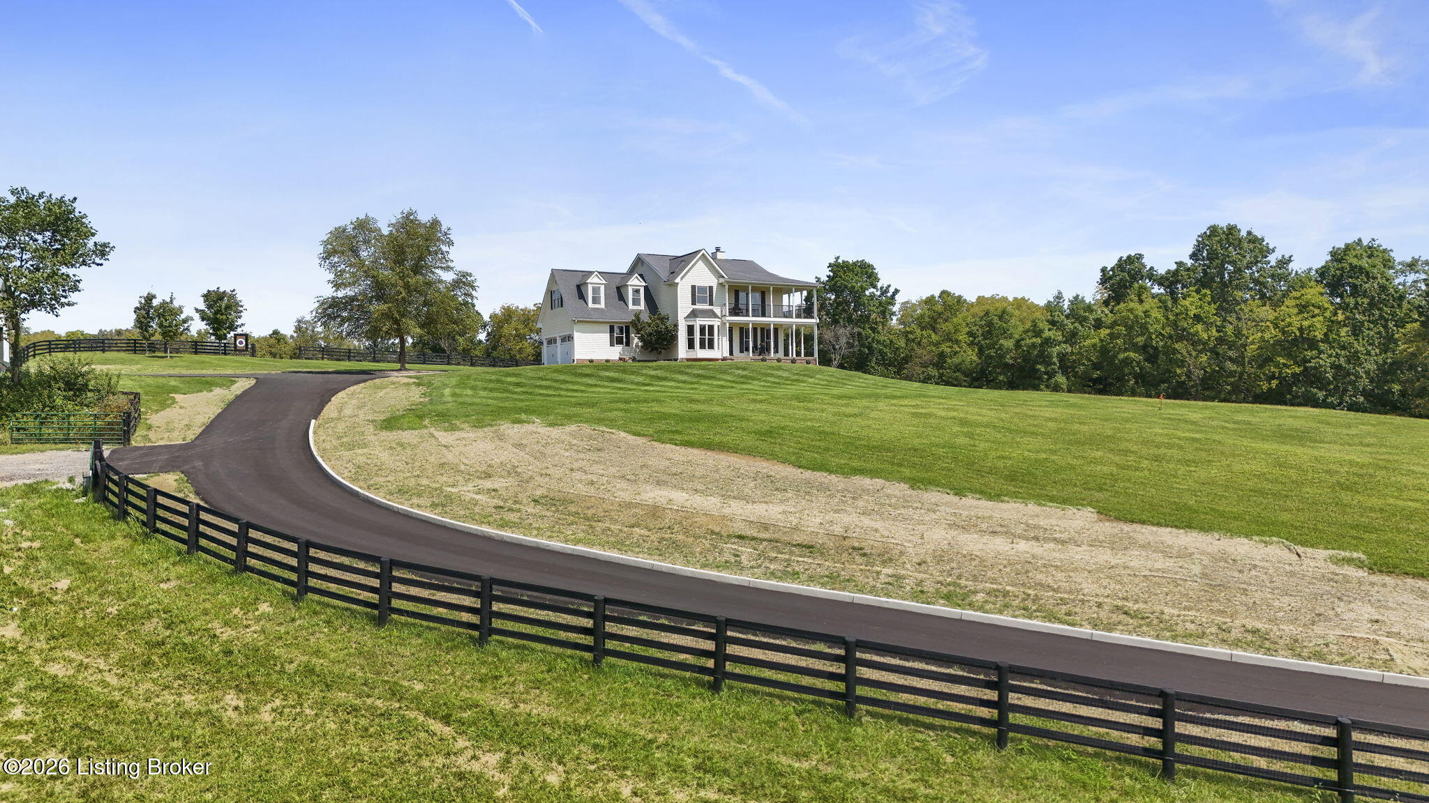 494 Wooded Hills Rd Property Photo 1